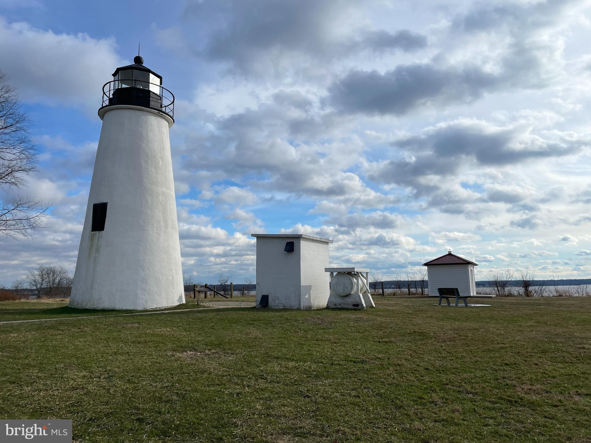 NORTH EAST ISLES - Residential