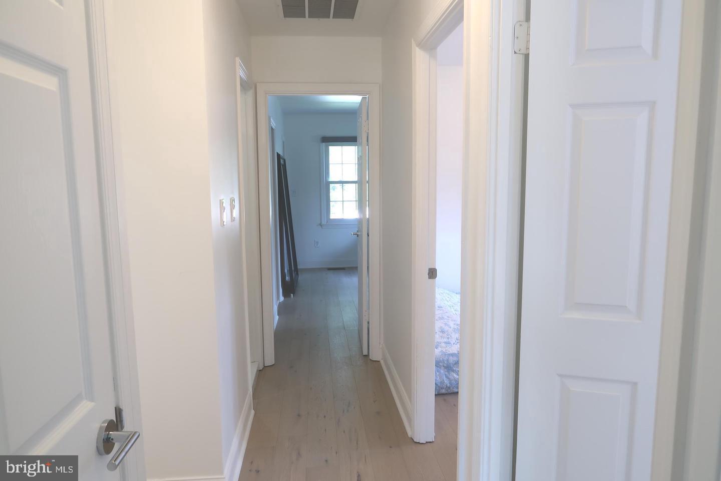 LAKE BRADDOCK - Residential Lease