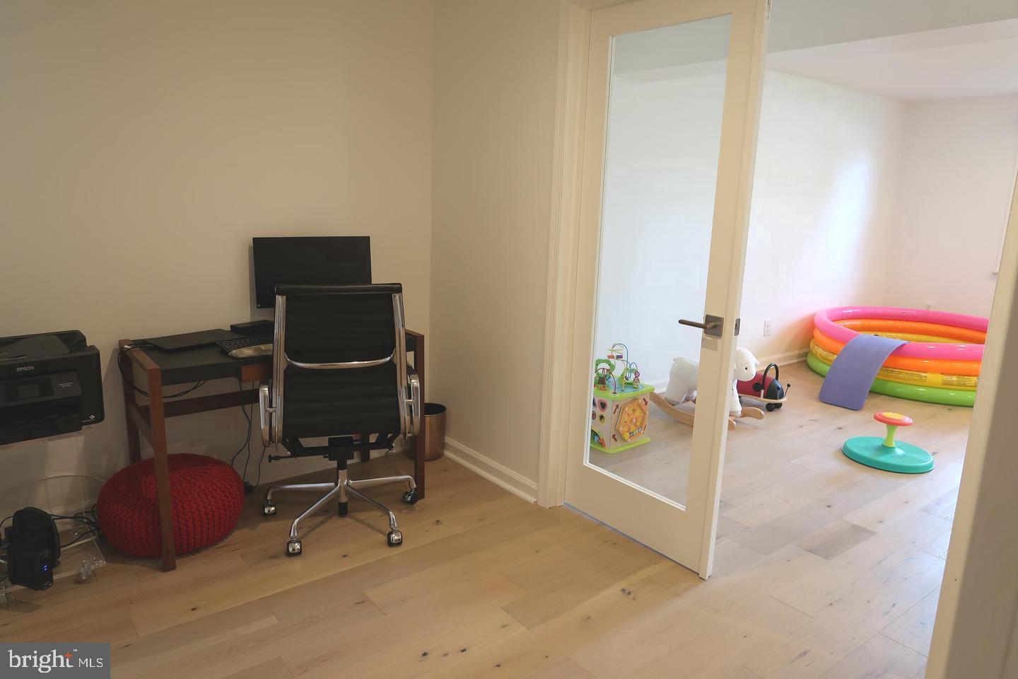 LAKE BRADDOCK - Residential Lease