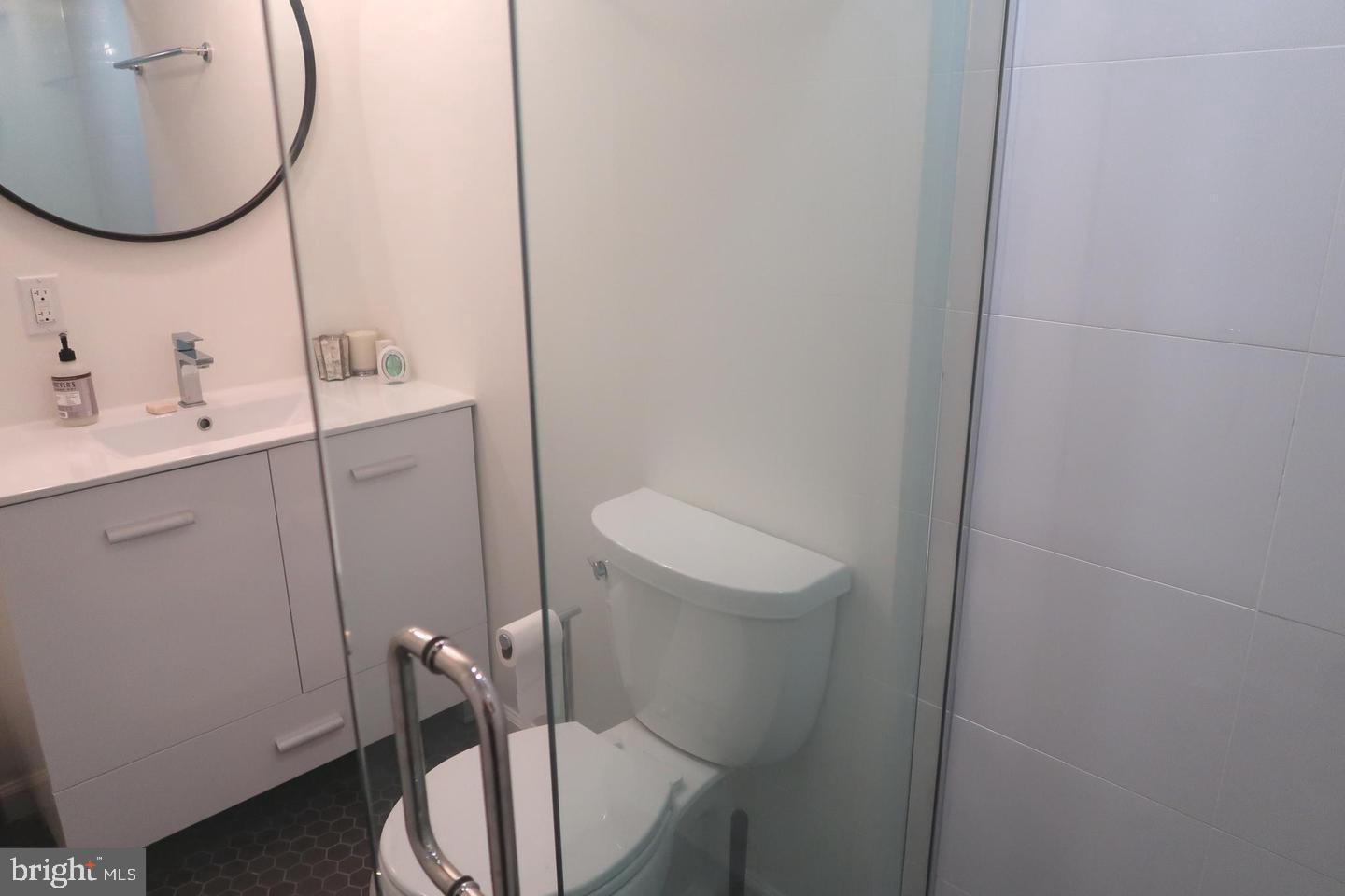 LAKE BRADDOCK - Residential Lease