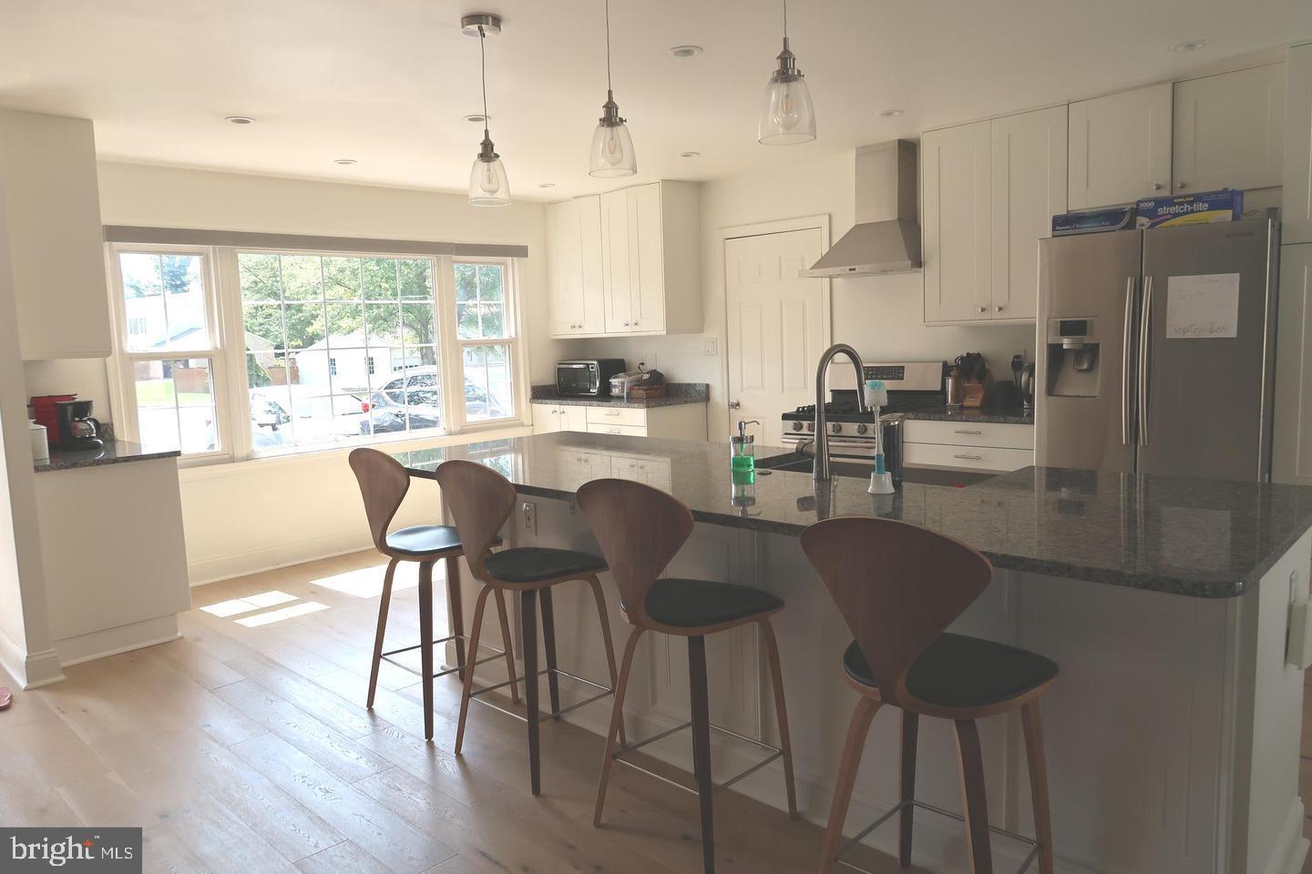 LAKE BRADDOCK - Residential Lease