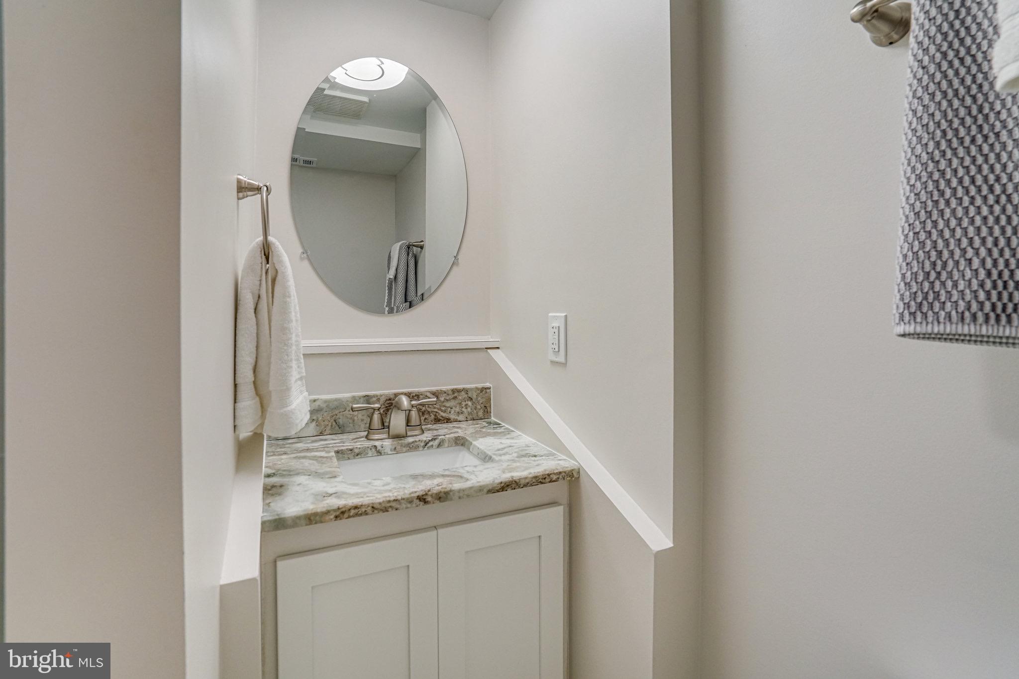 ROLLING VALLEY - Residential