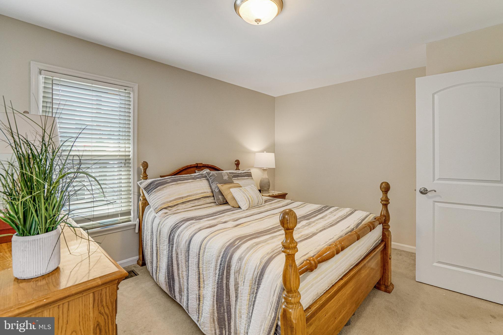 ROLLING VALLEY - Residential