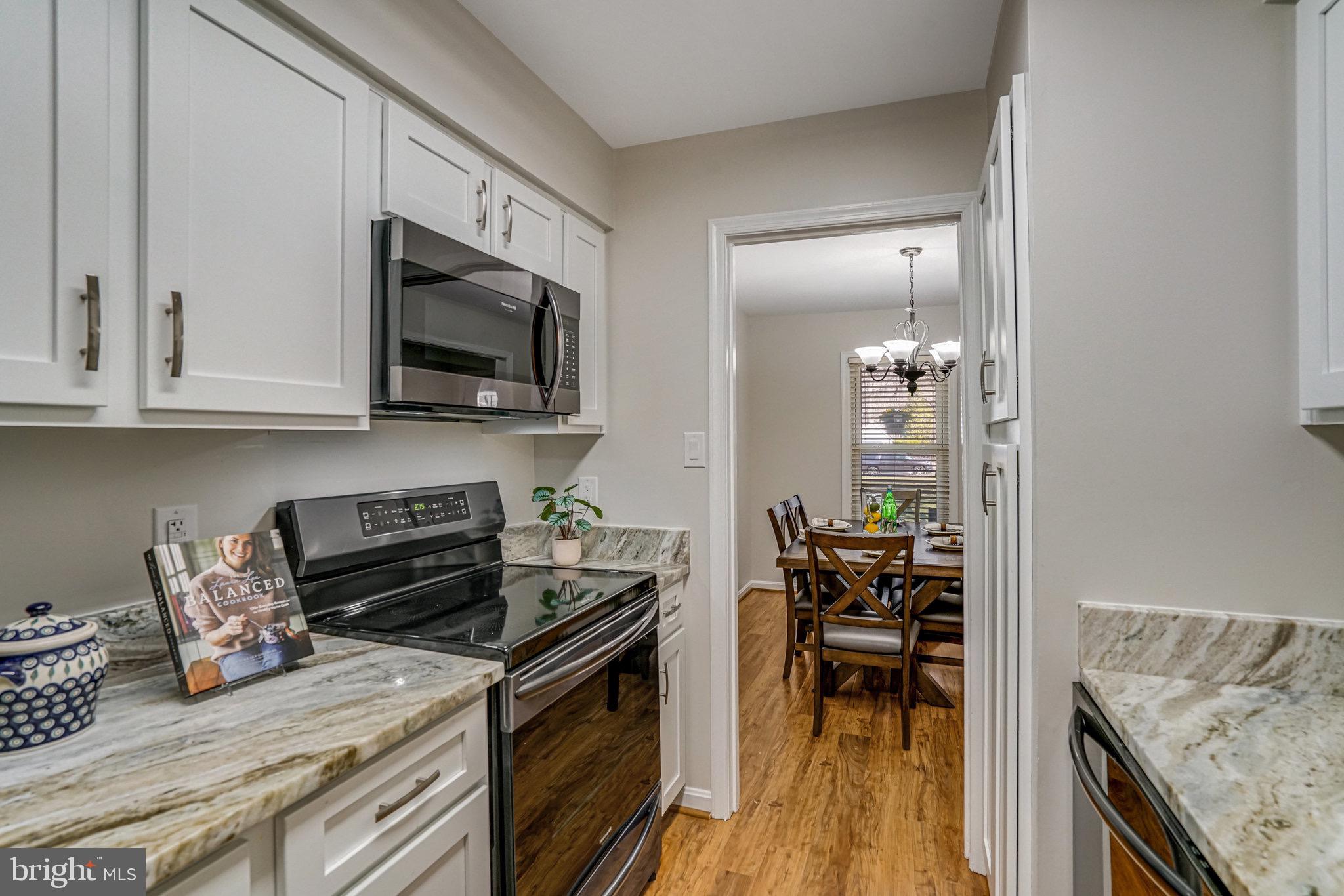 ROLLING VALLEY - Residential