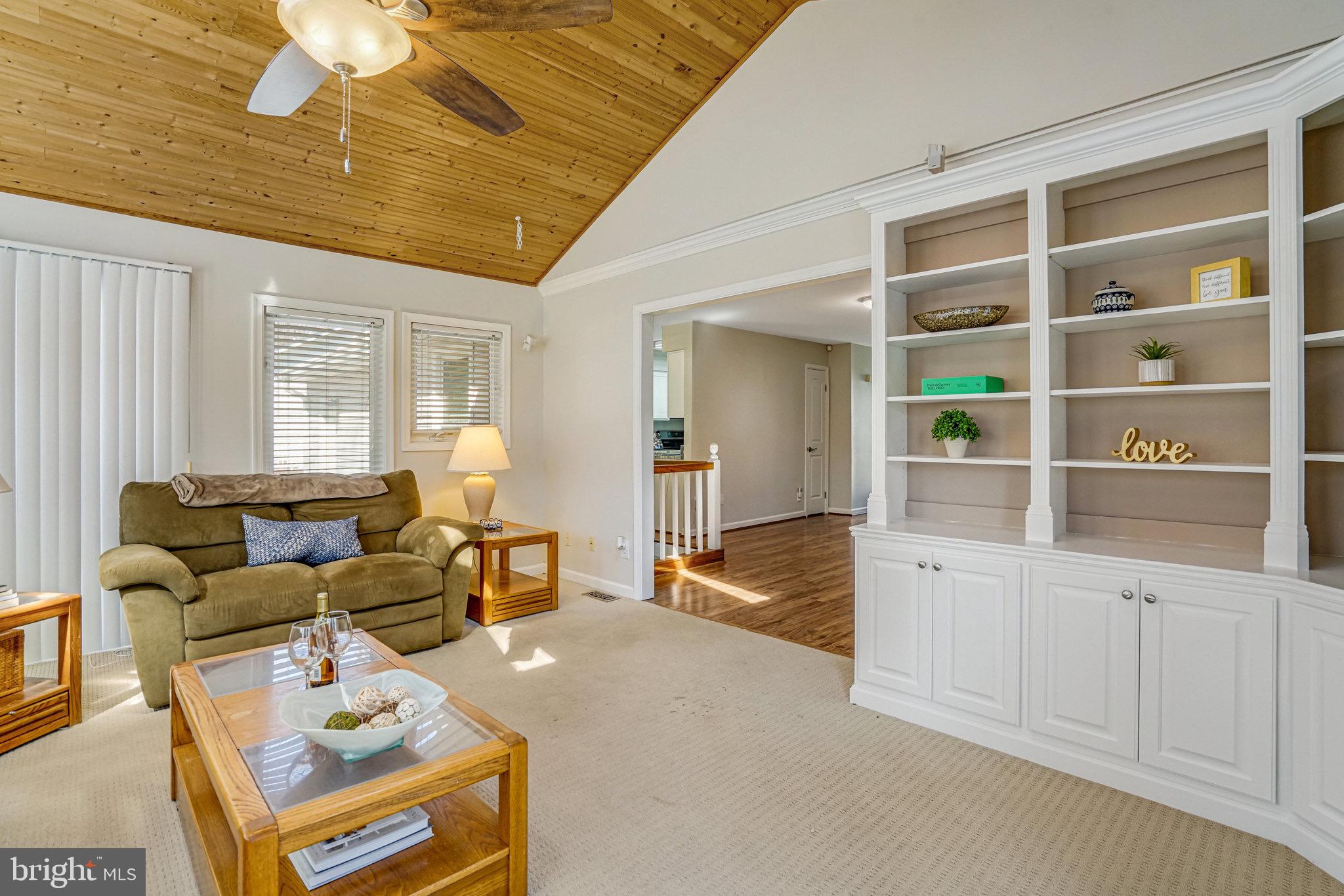 ROLLING VALLEY - Residential