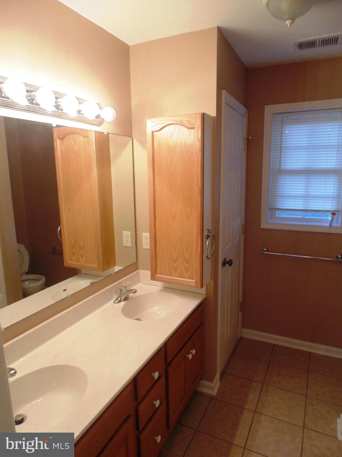 THE GALLERY - Residential Lease