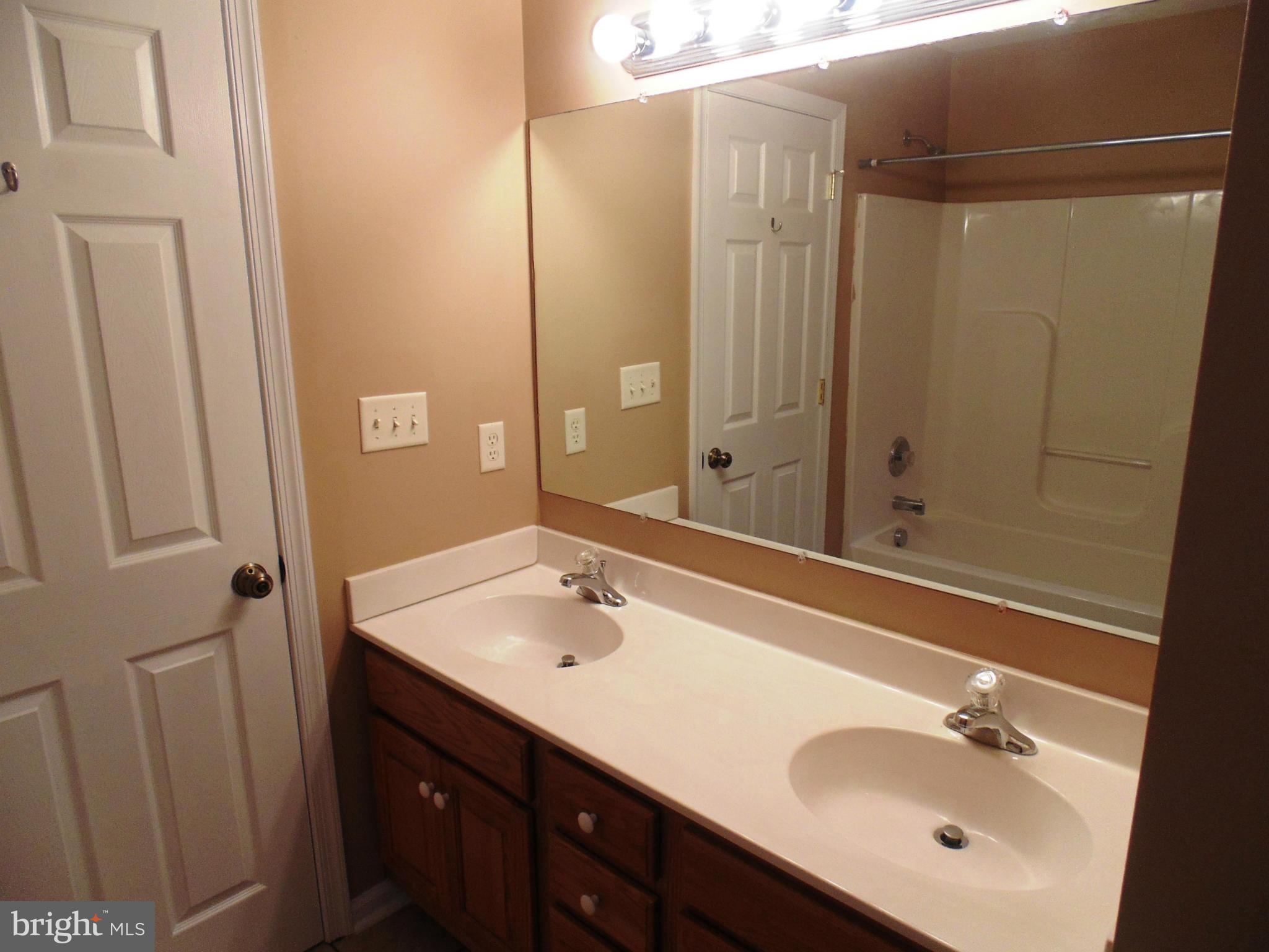 THE GALLERY - Residential Lease