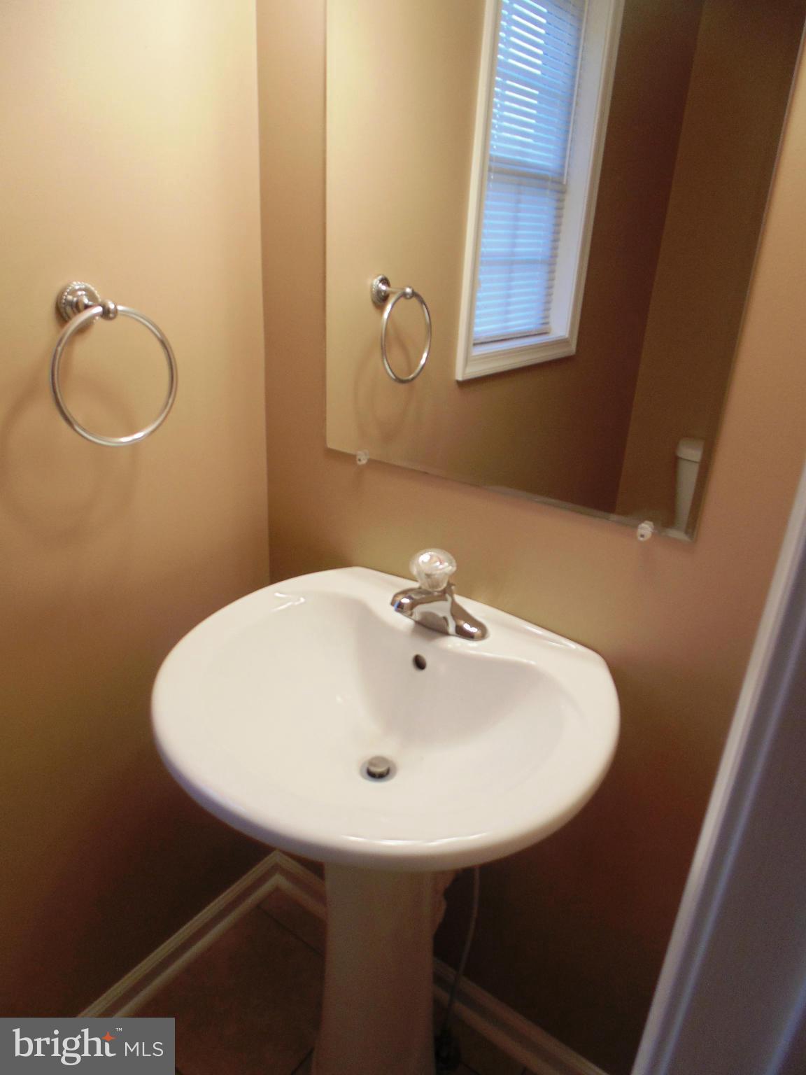 THE GALLERY - Residential Lease