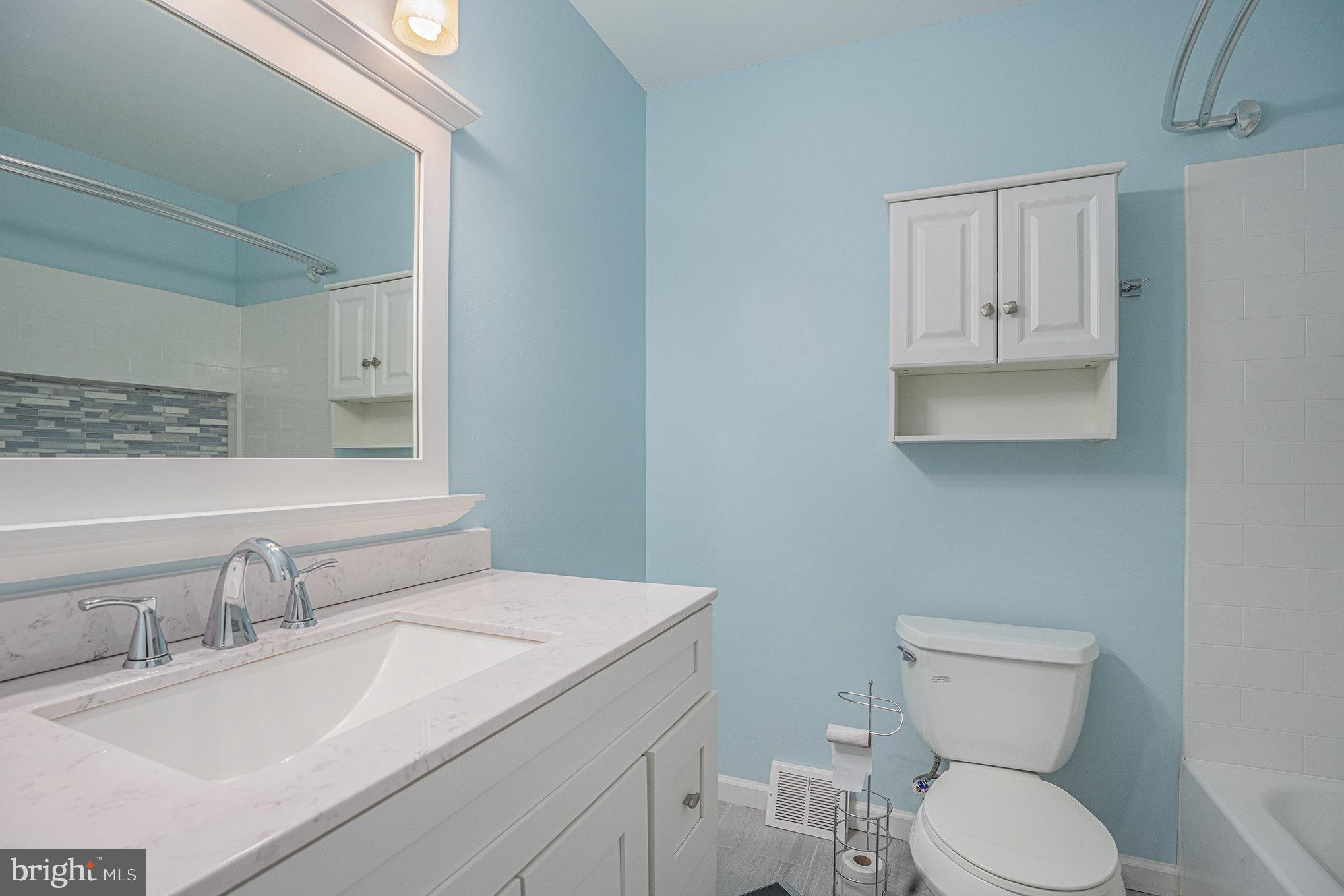 BUSTLETON - Residential