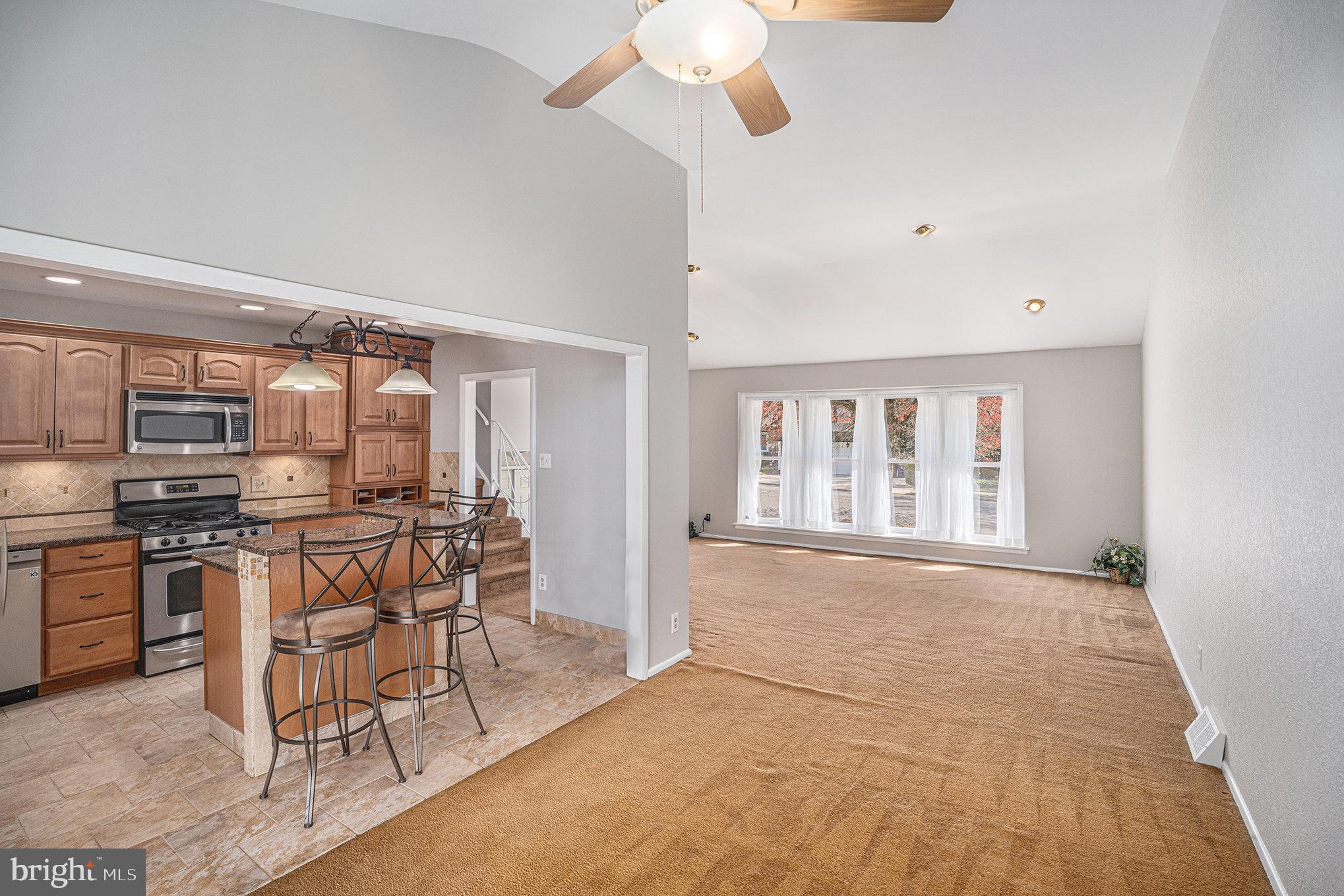 BUSTLETON - Residential