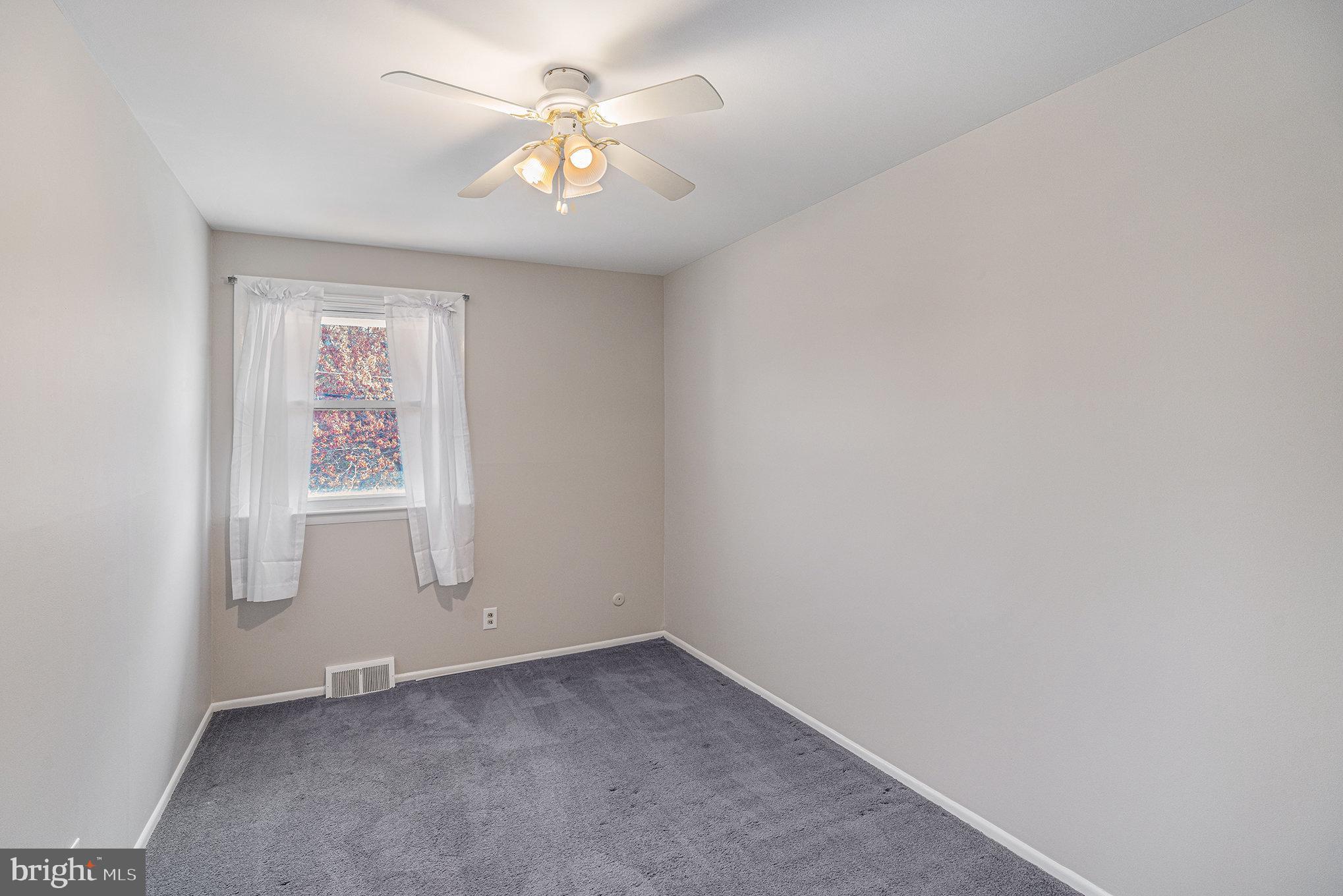 BUSTLETON - Residential