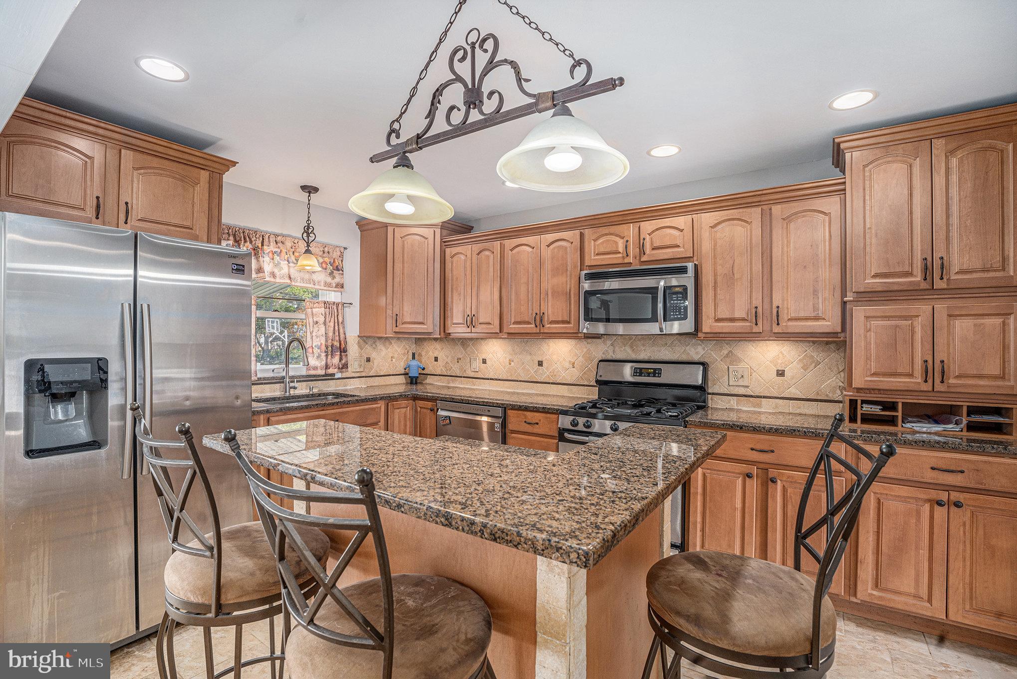 BUSTLETON - Residential