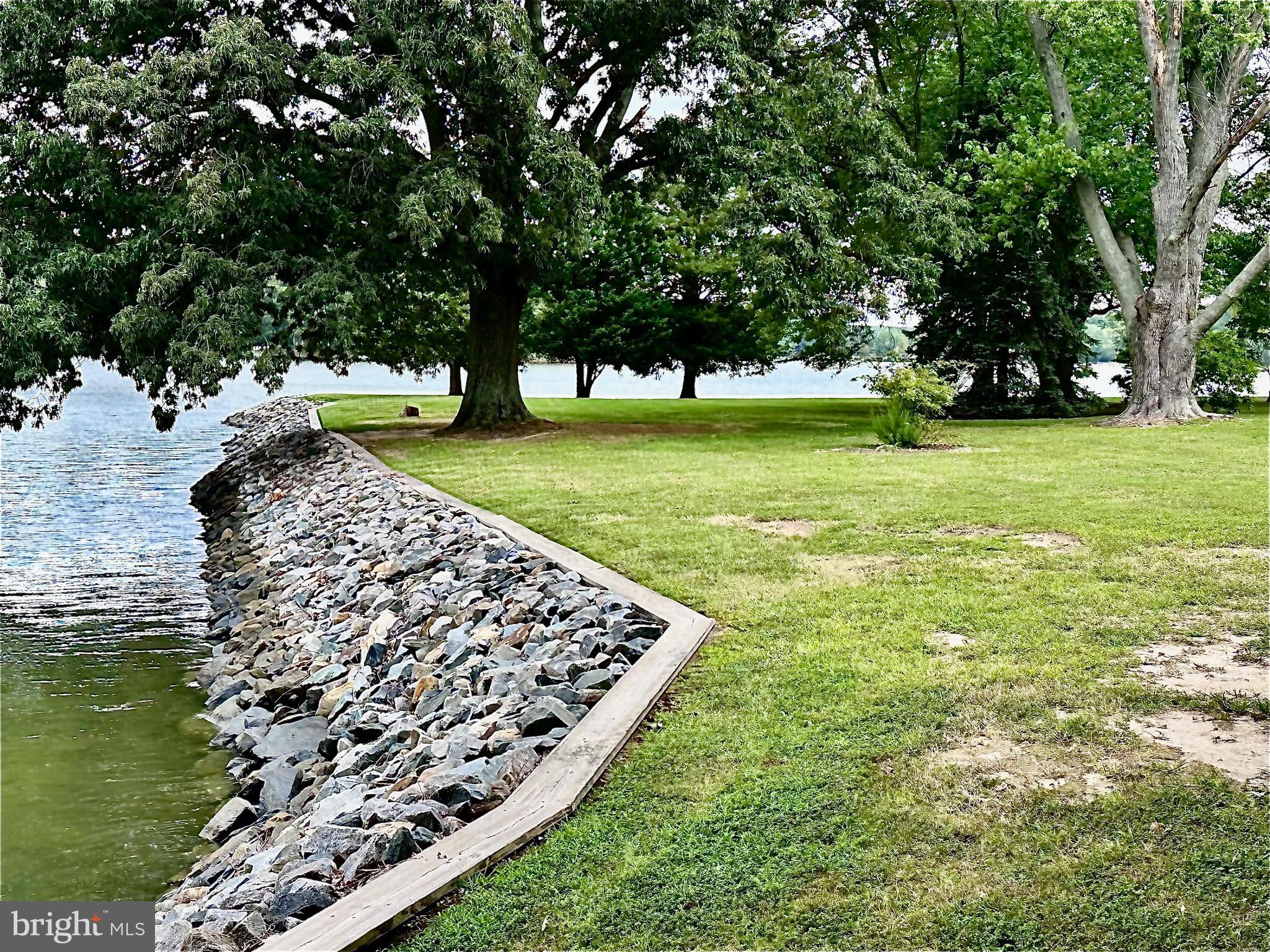 MOUNT PLEASANT - Residential