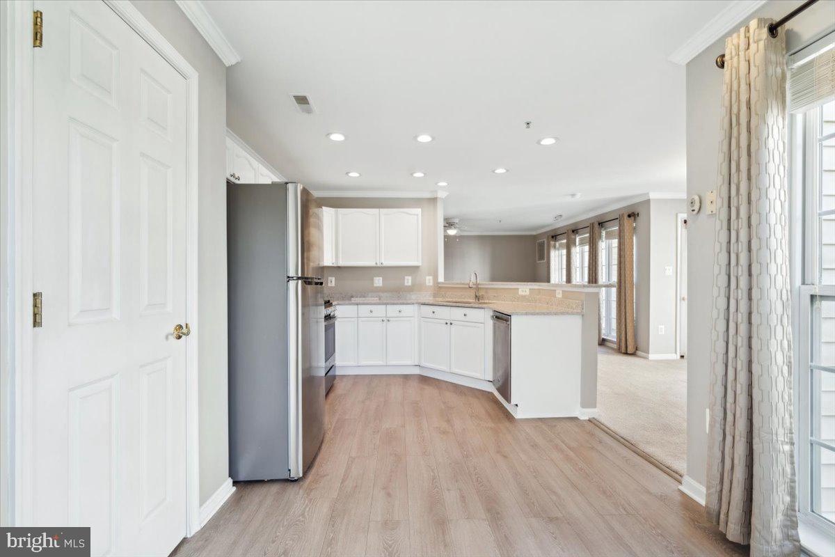 BALLENGER POINT CONDOS - Residential Lease