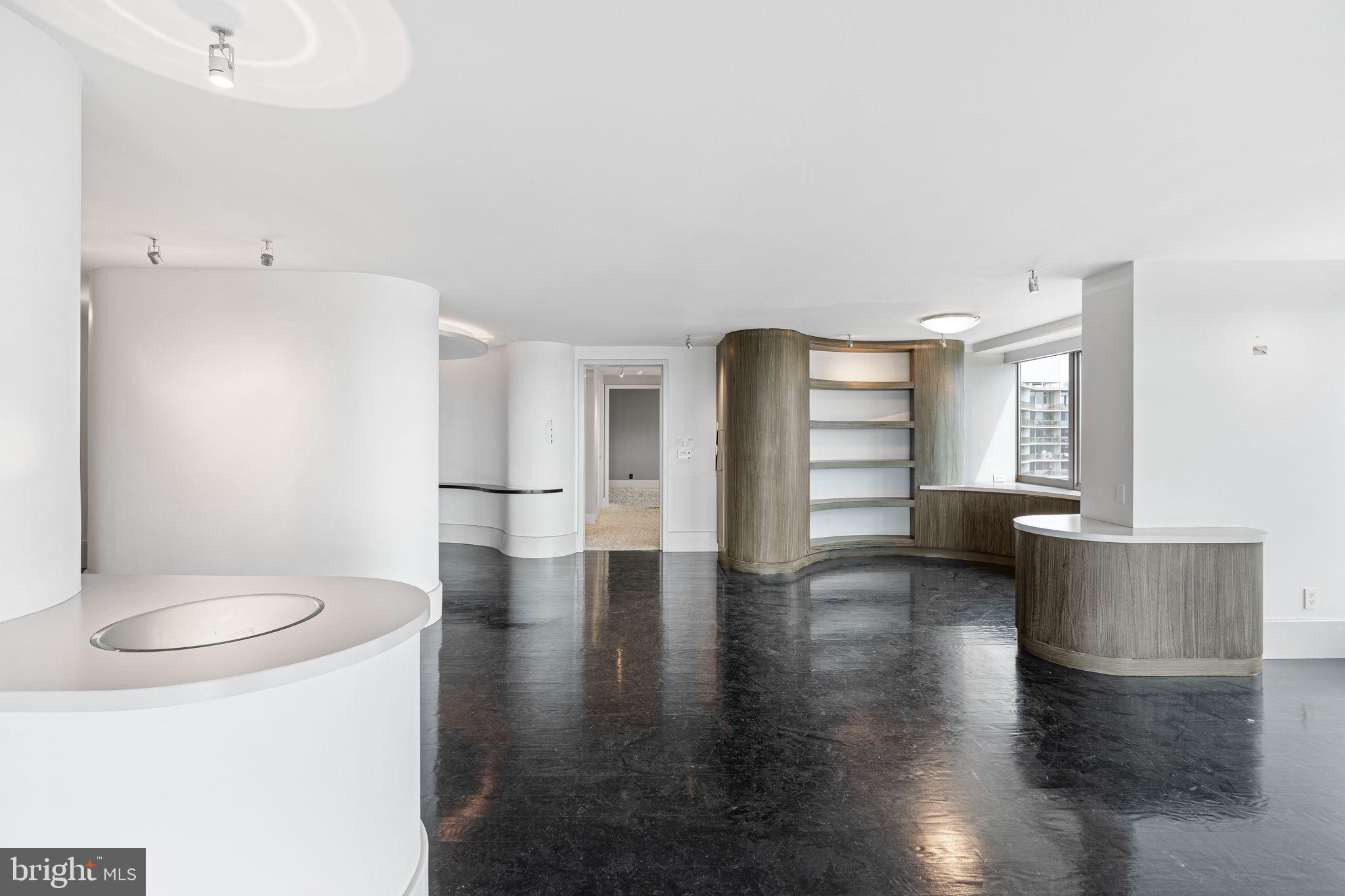 2401 PENNSYLVANIA AVENUE 19A4