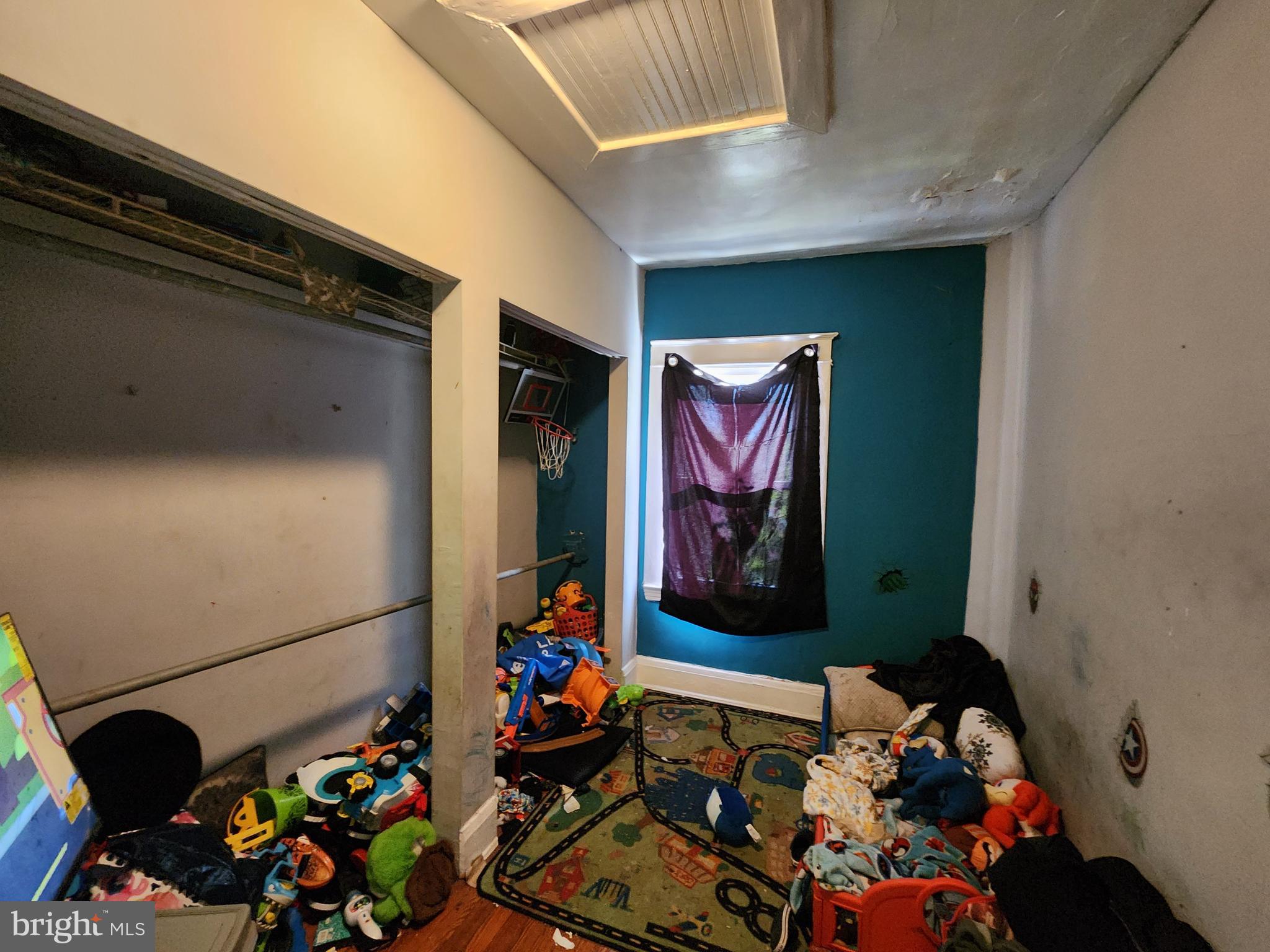 ROSEMONT - Residential