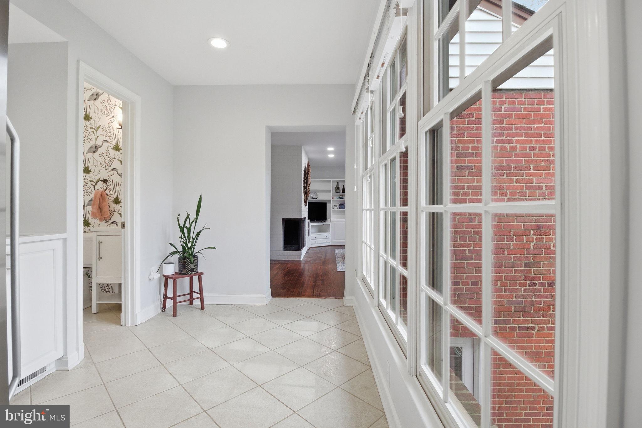 WILLOWRUN - Residential