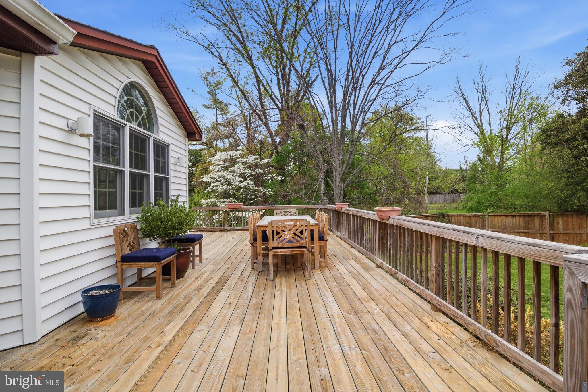 WILLOWRUN - Residential