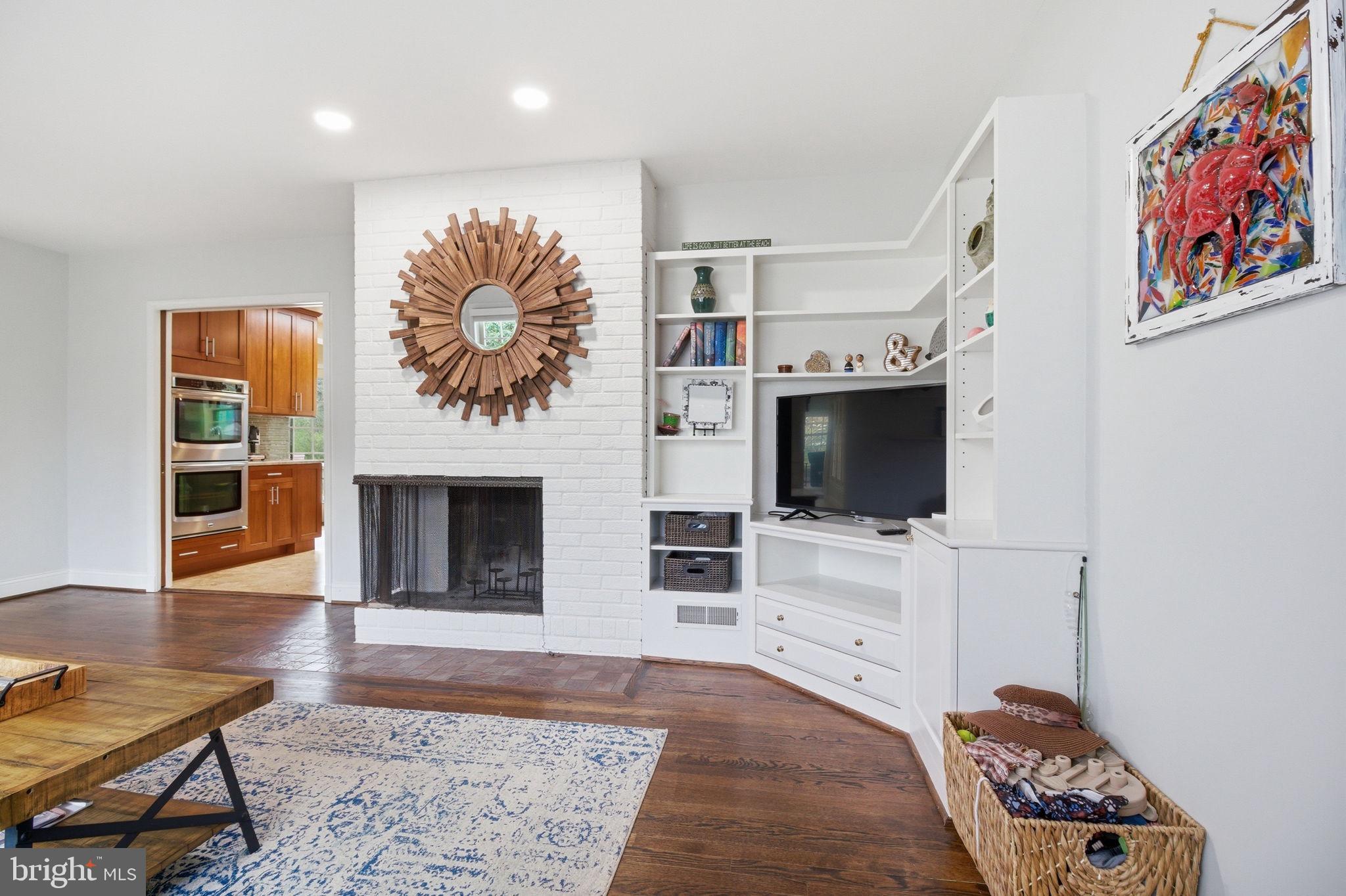 WILLOWRUN - Residential