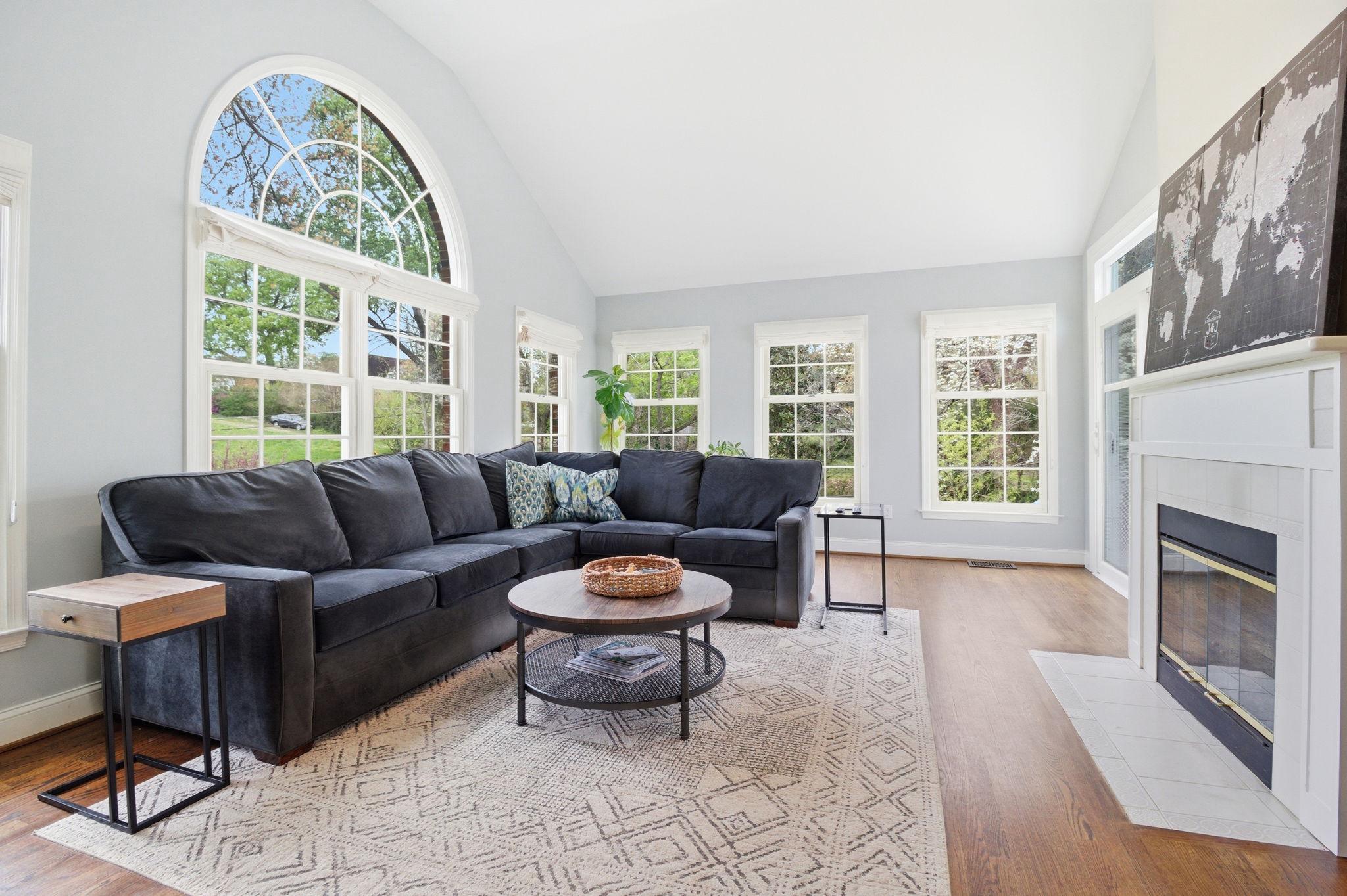 WILLOWRUN - Residential