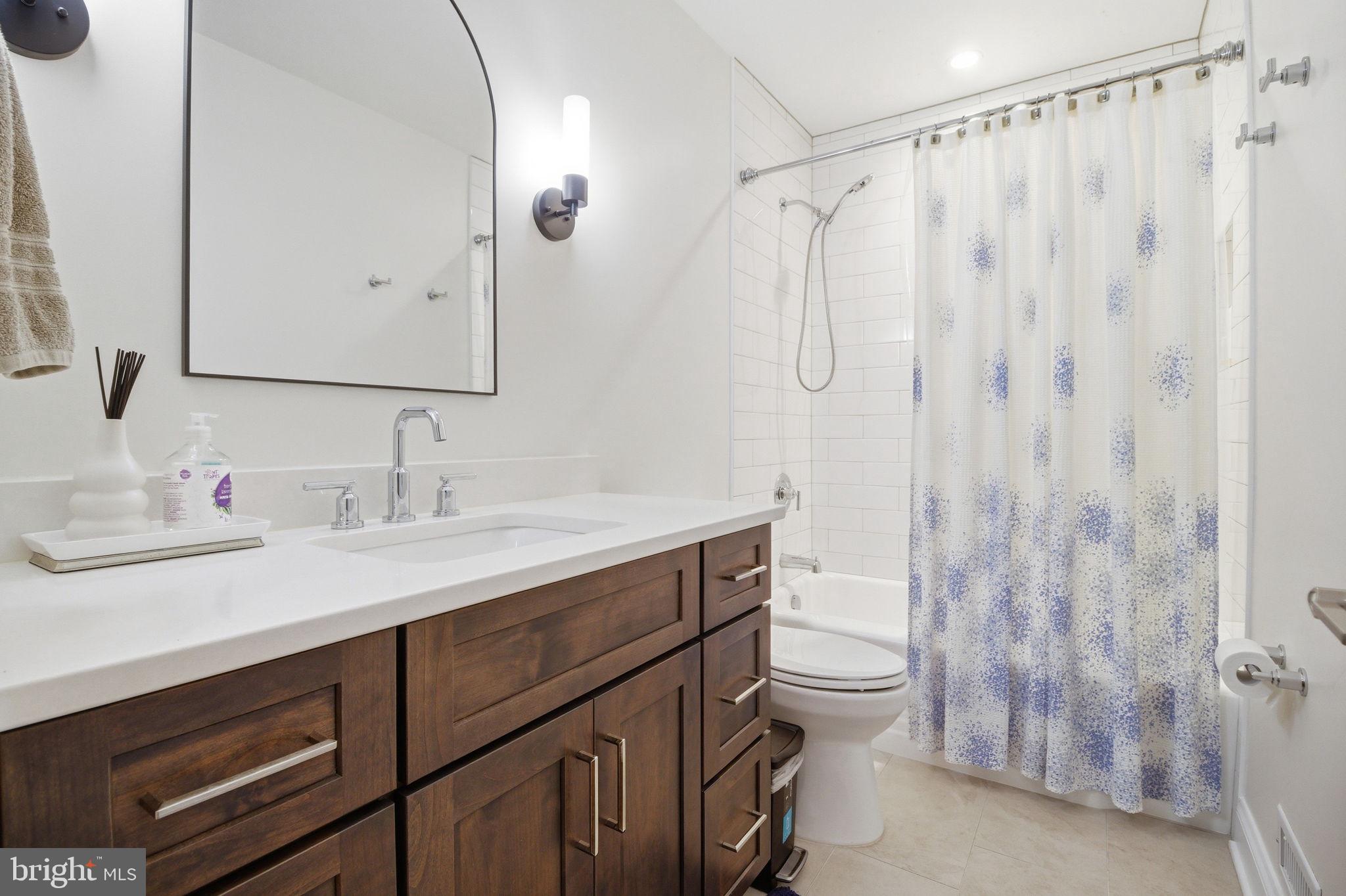 WILLOWRUN - Residential