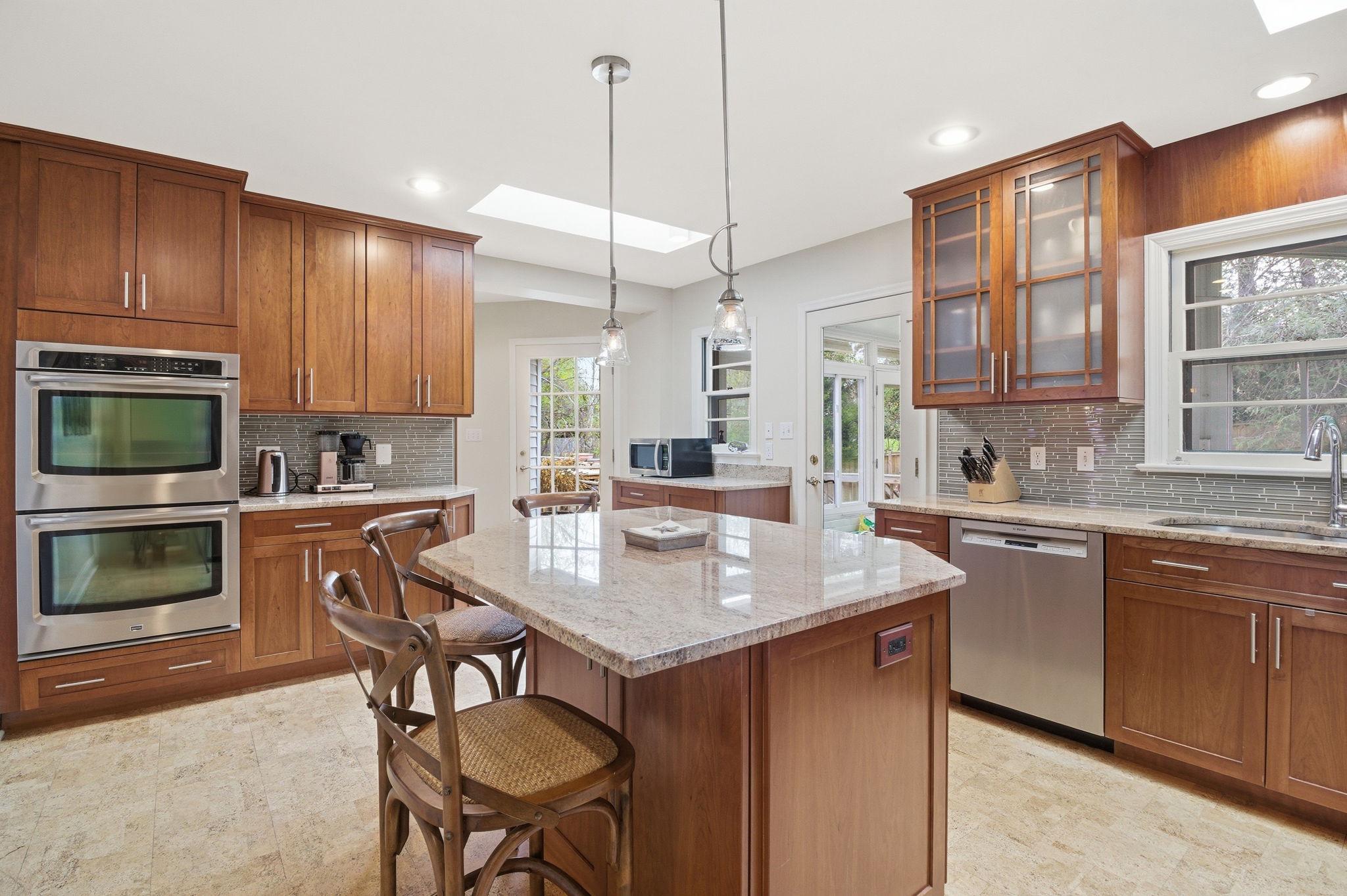 WILLOWRUN - Residential