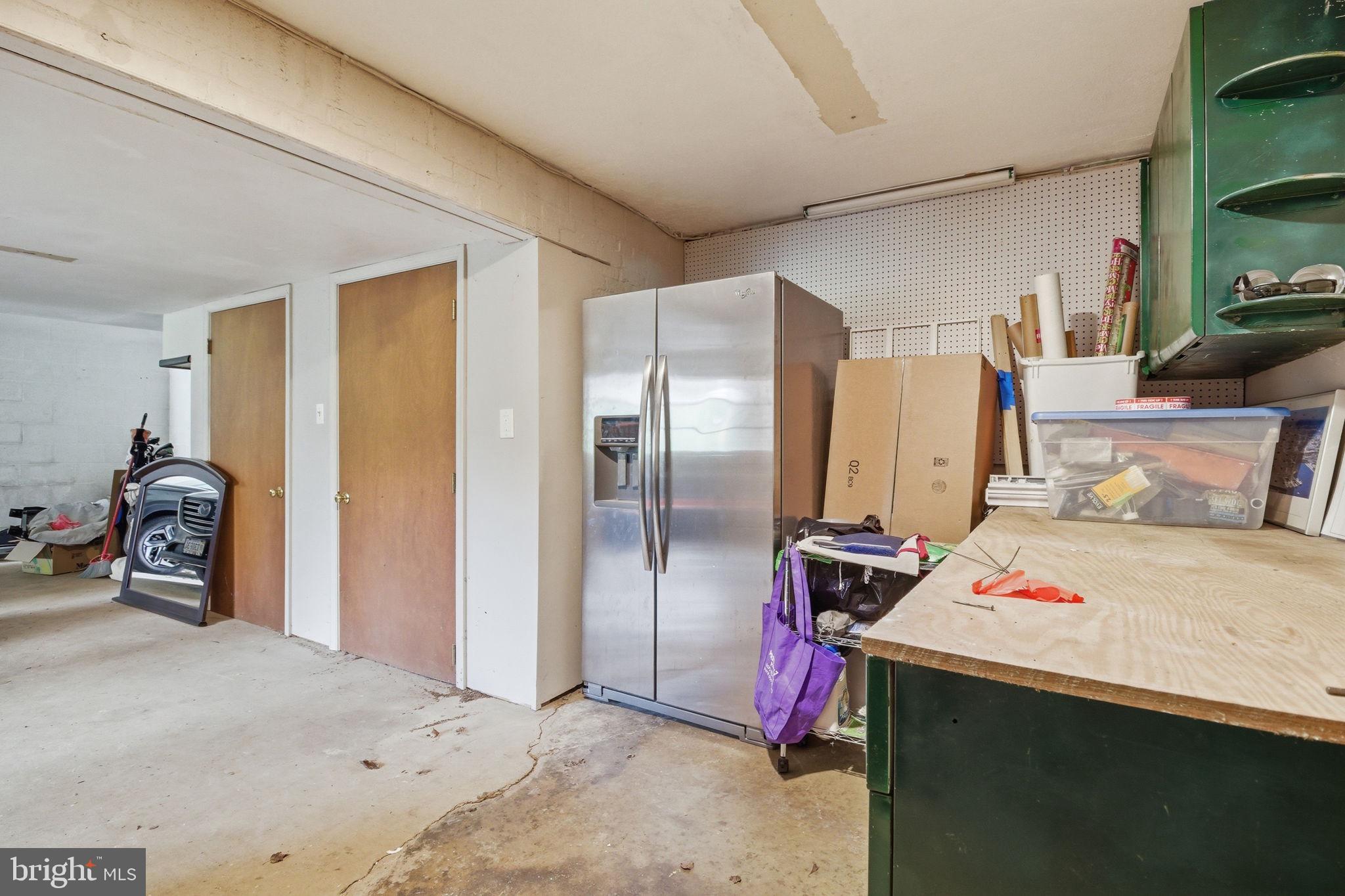 WILLOWRUN - Residential