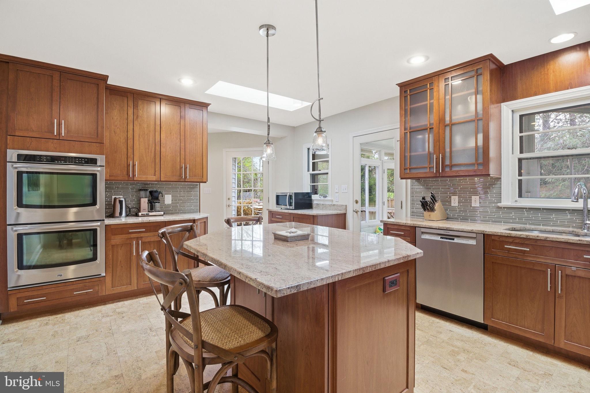 WILLOWRUN - Residential