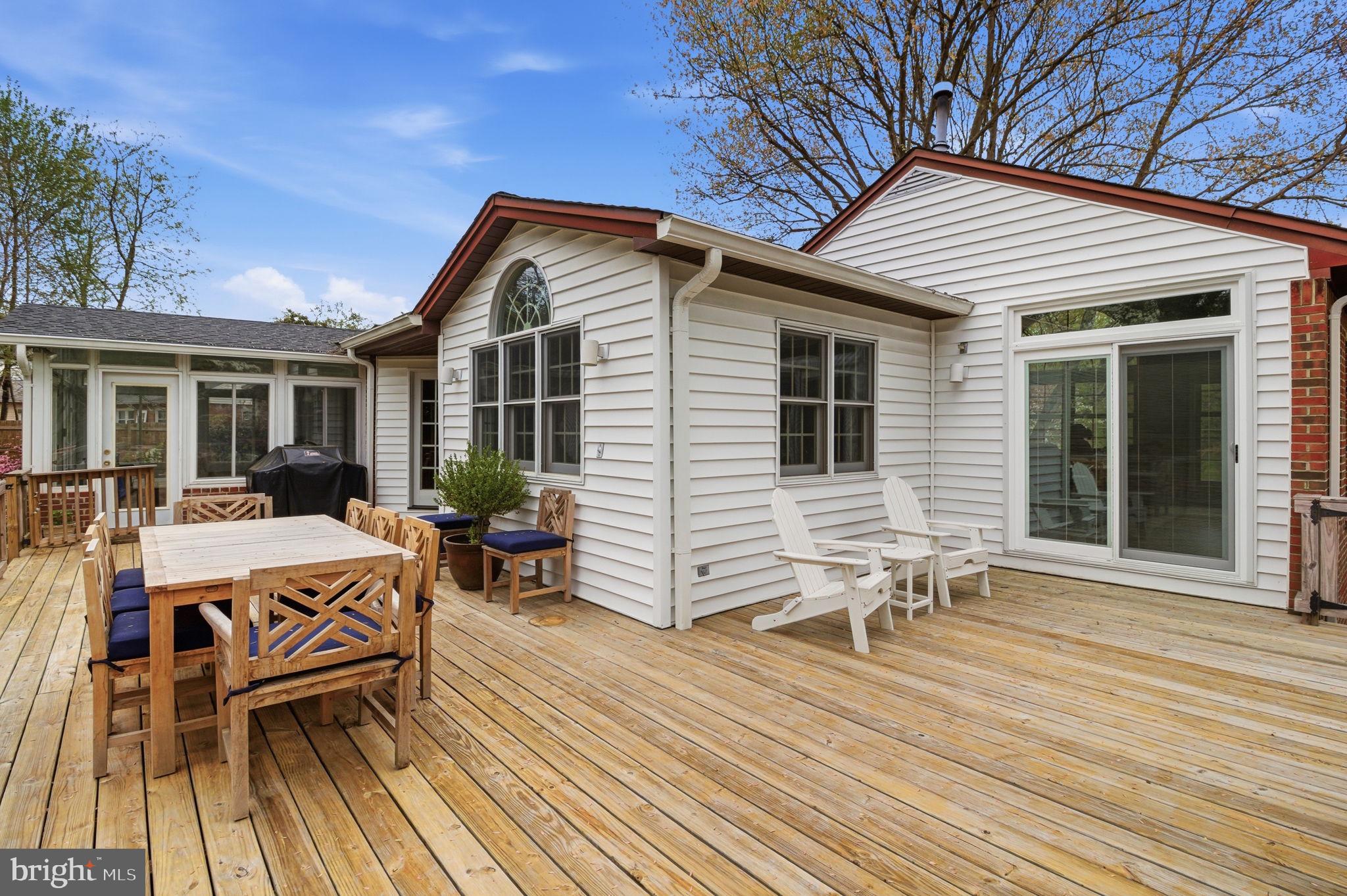 WILLOWRUN - Residential