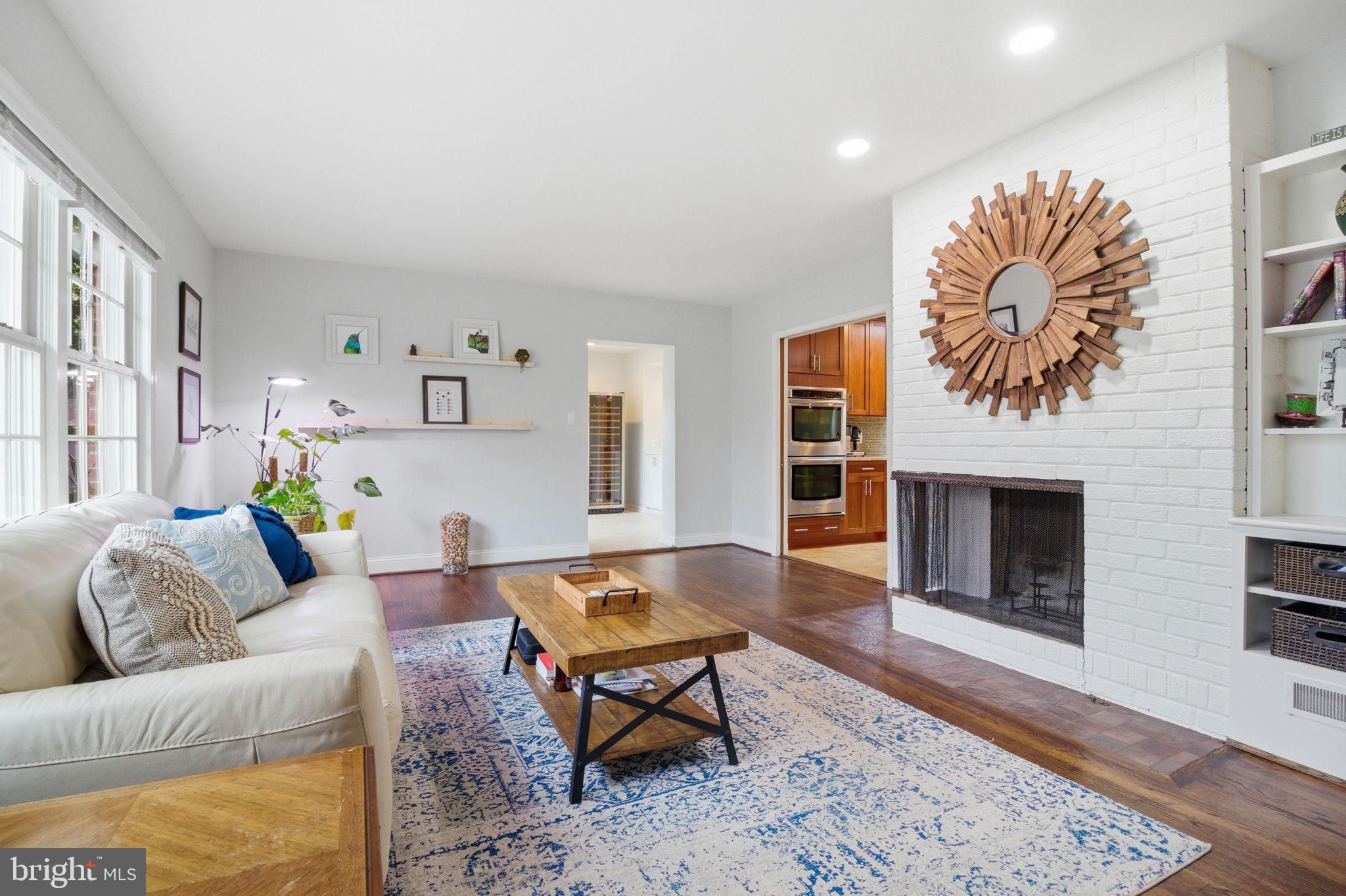 WILLOWRUN - Residential