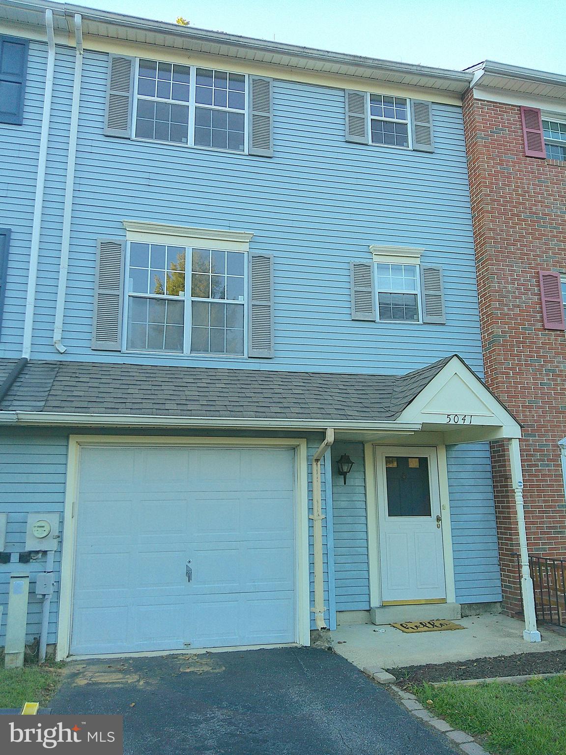 5041 E WOODMILL DRIVE