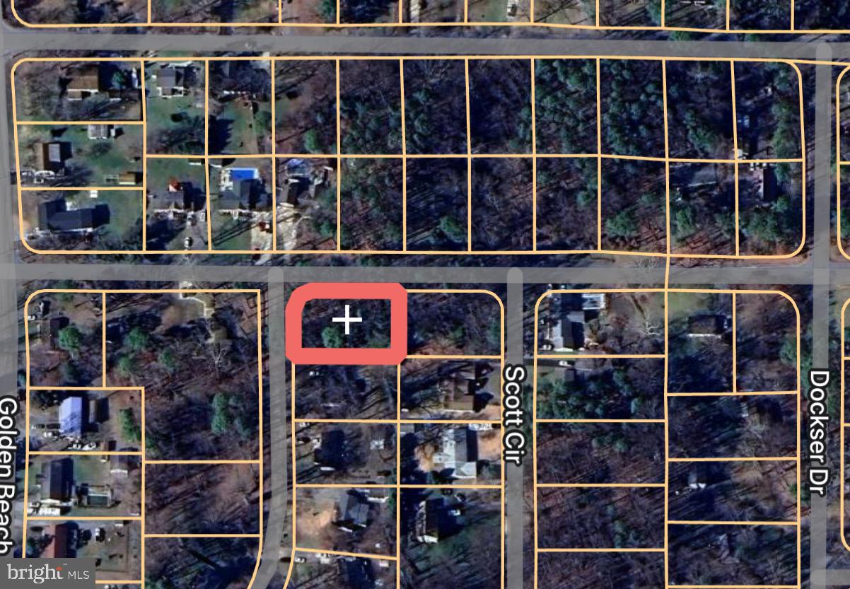 The Perfect Blank Canvas
Set in the heart of a peaceful neighborhood, the 0.35-acre flat wooded lot at Skyview Drive offers a pristine blank canvas for any prospective homeowner. The flat topography makes it an ideal candidate for construction, saving you from the hassle and additional expenses of land grading. This vacant land is not only a solid investment but it is also a promise of privacy, freedom, and the joy of customizing your safe haven from the ground up.
Why Choose Mechanicsville, MD?
Mechanicsville is a gem in the state of Maryland, characterized by open skies, friendly neighbors, and a serene lifestyle that you can rarely find in the hustle and bustle of the city. Here, you embrace the essence of country living while still being close enough to enjoy the conveniences of the city. The warm sense of community makes it an ideal place for raising a family or retiring amidst the comforts of nature. With local amenities and essential services within reach, you strike the perfect balance between convenience and solitude.
*you will need to do your own diligence on parcel.