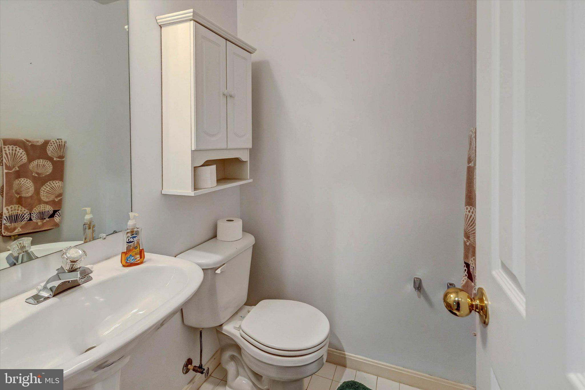 GOLDSBOROUGH MANOR - Residential