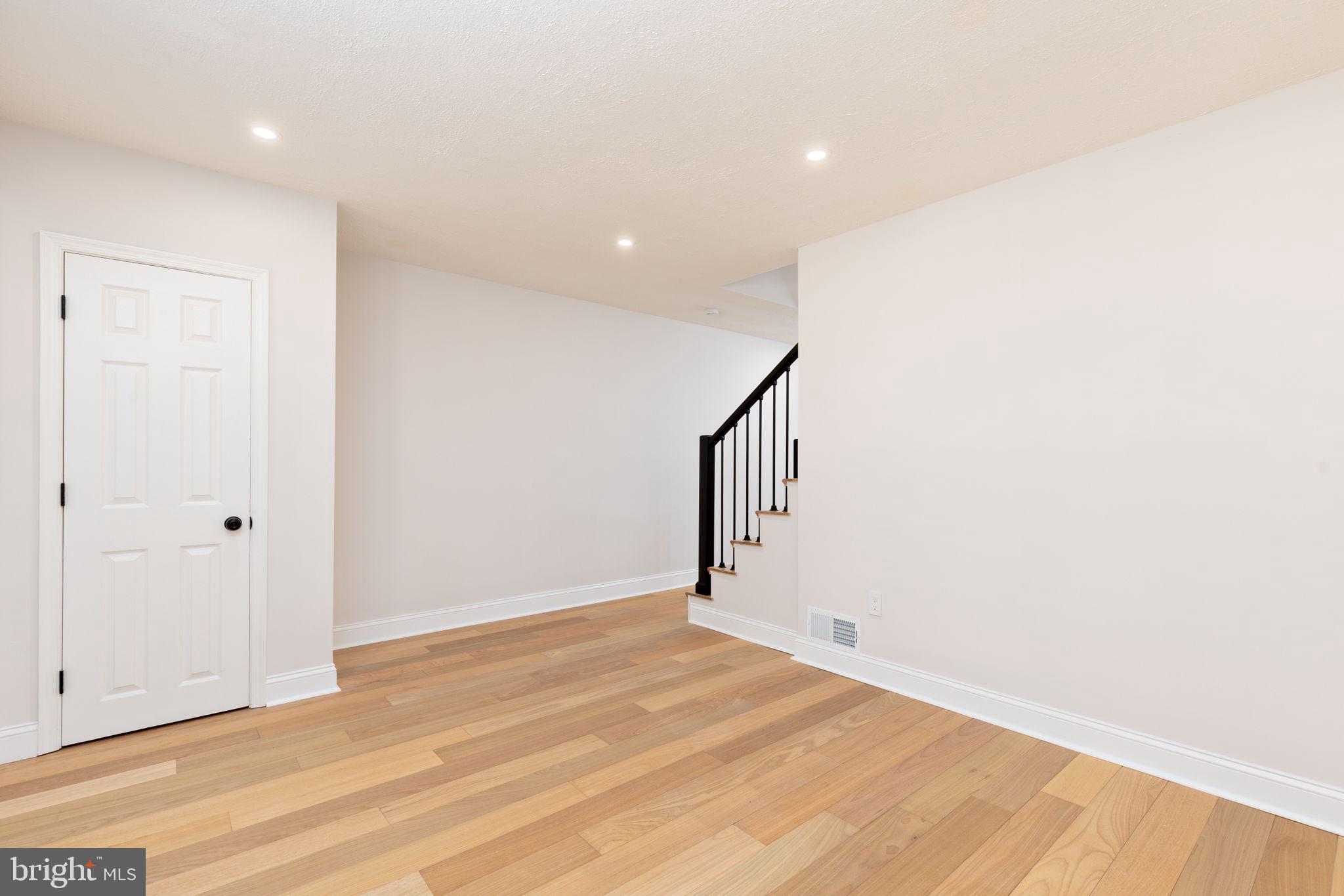 WEST INVERNESS - Residential