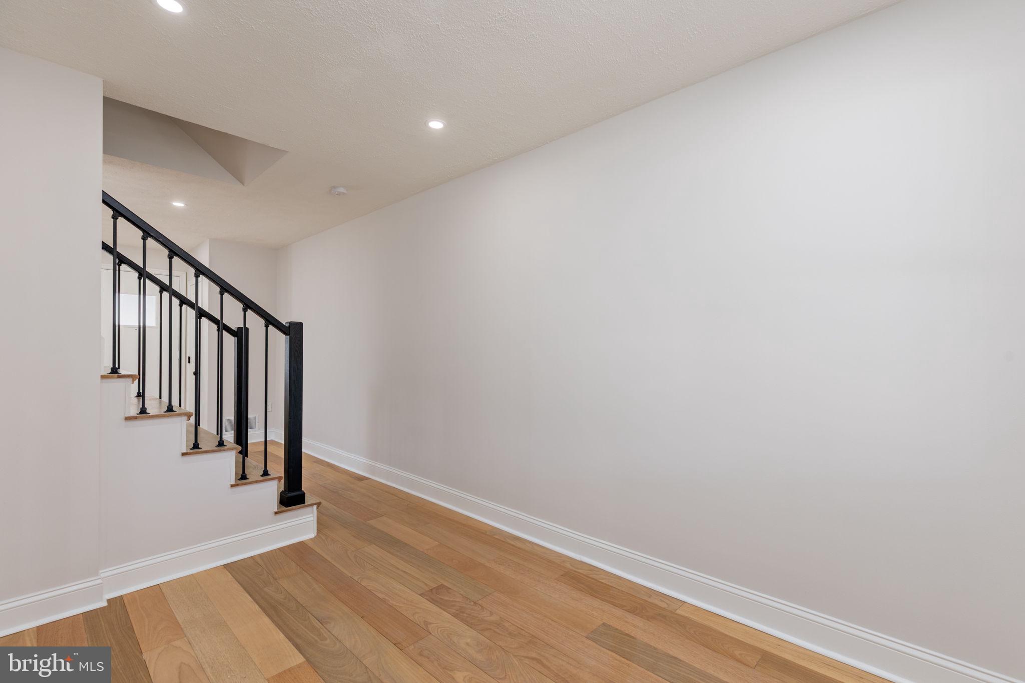 WEST INVERNESS - Residential