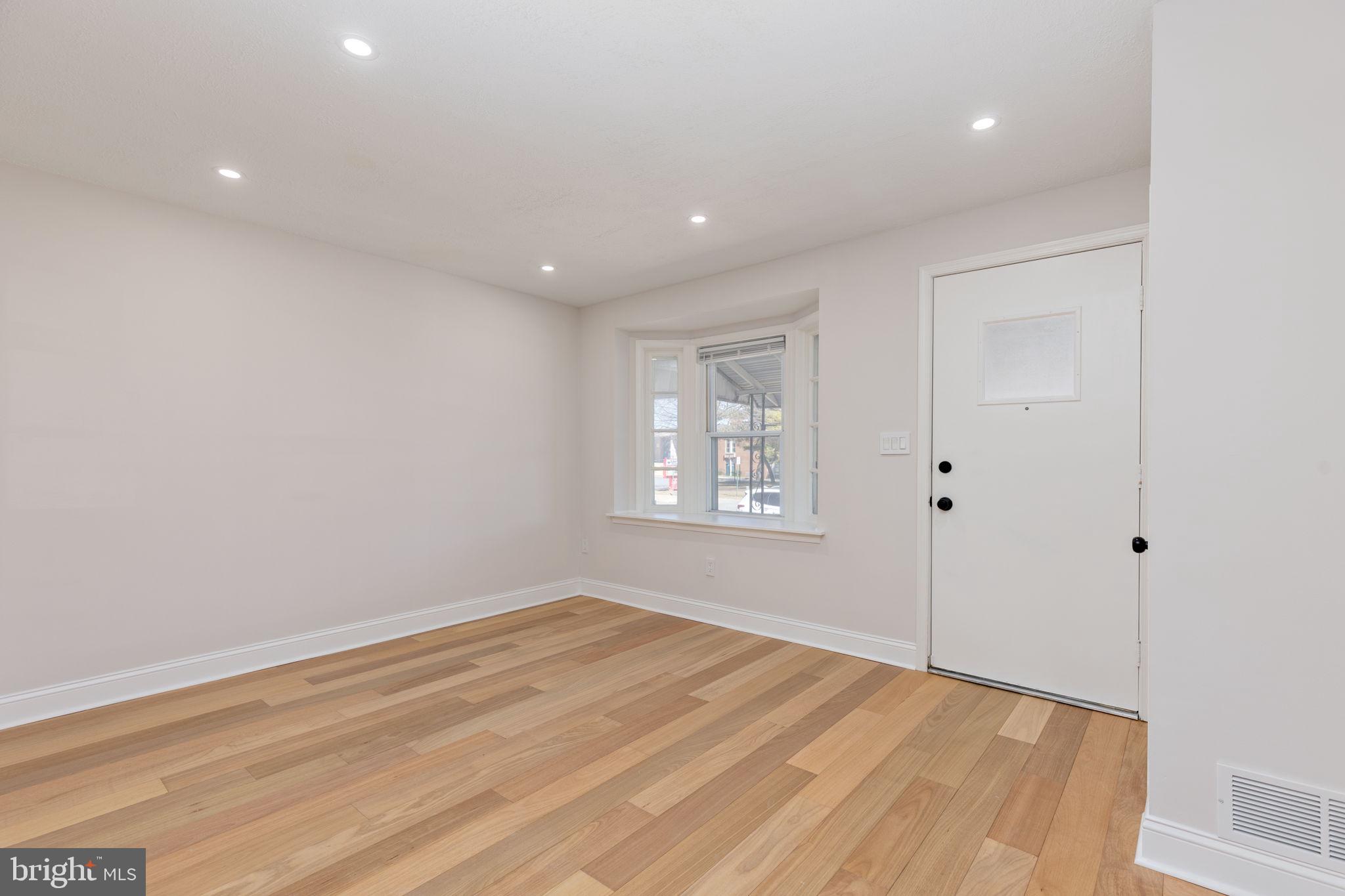 WEST INVERNESS - Residential