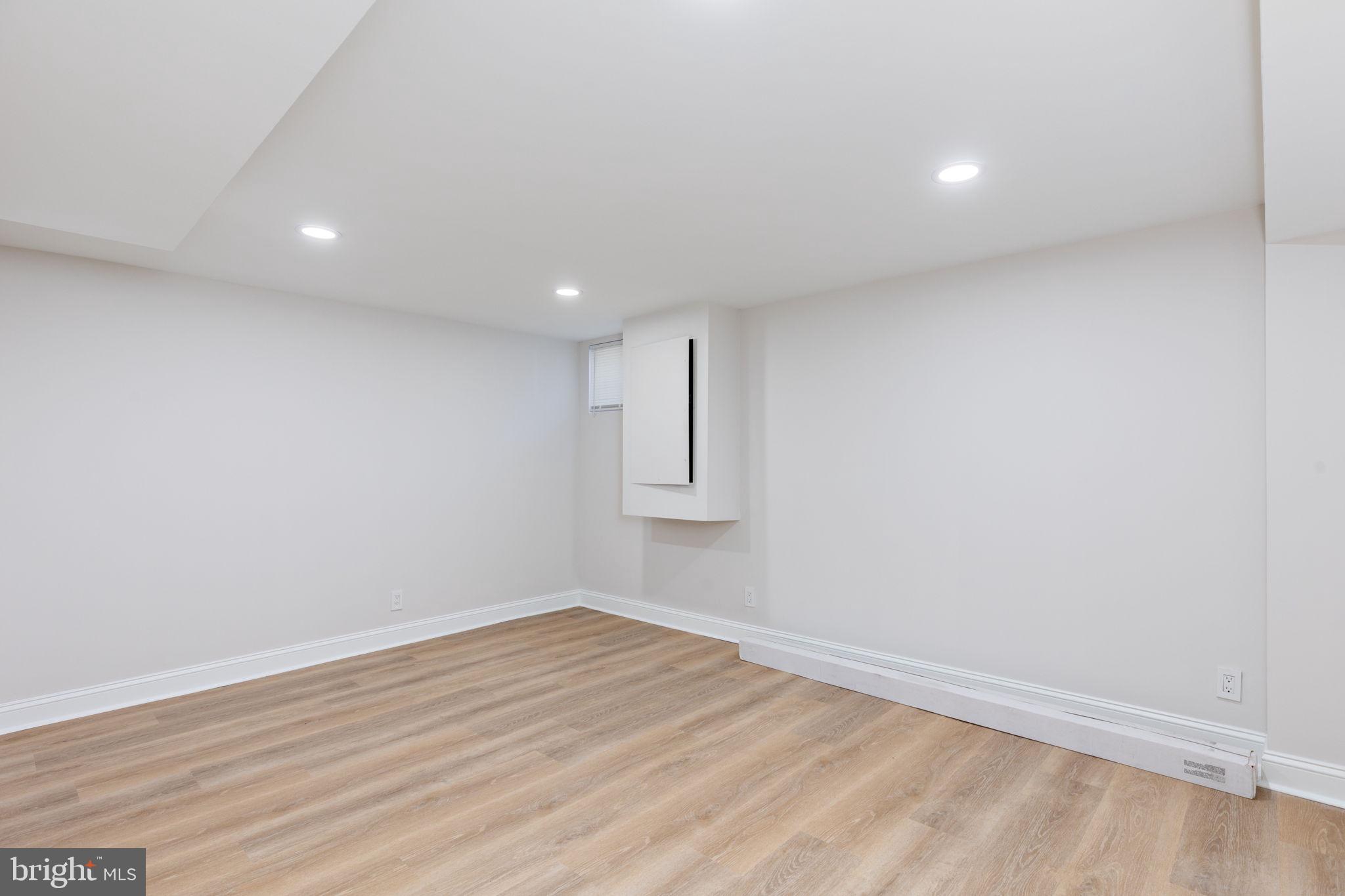 WEST INVERNESS - Residential