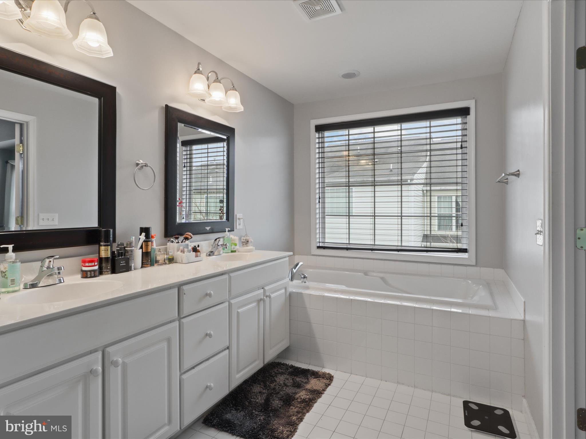 TANNERS RIDGE - Residential