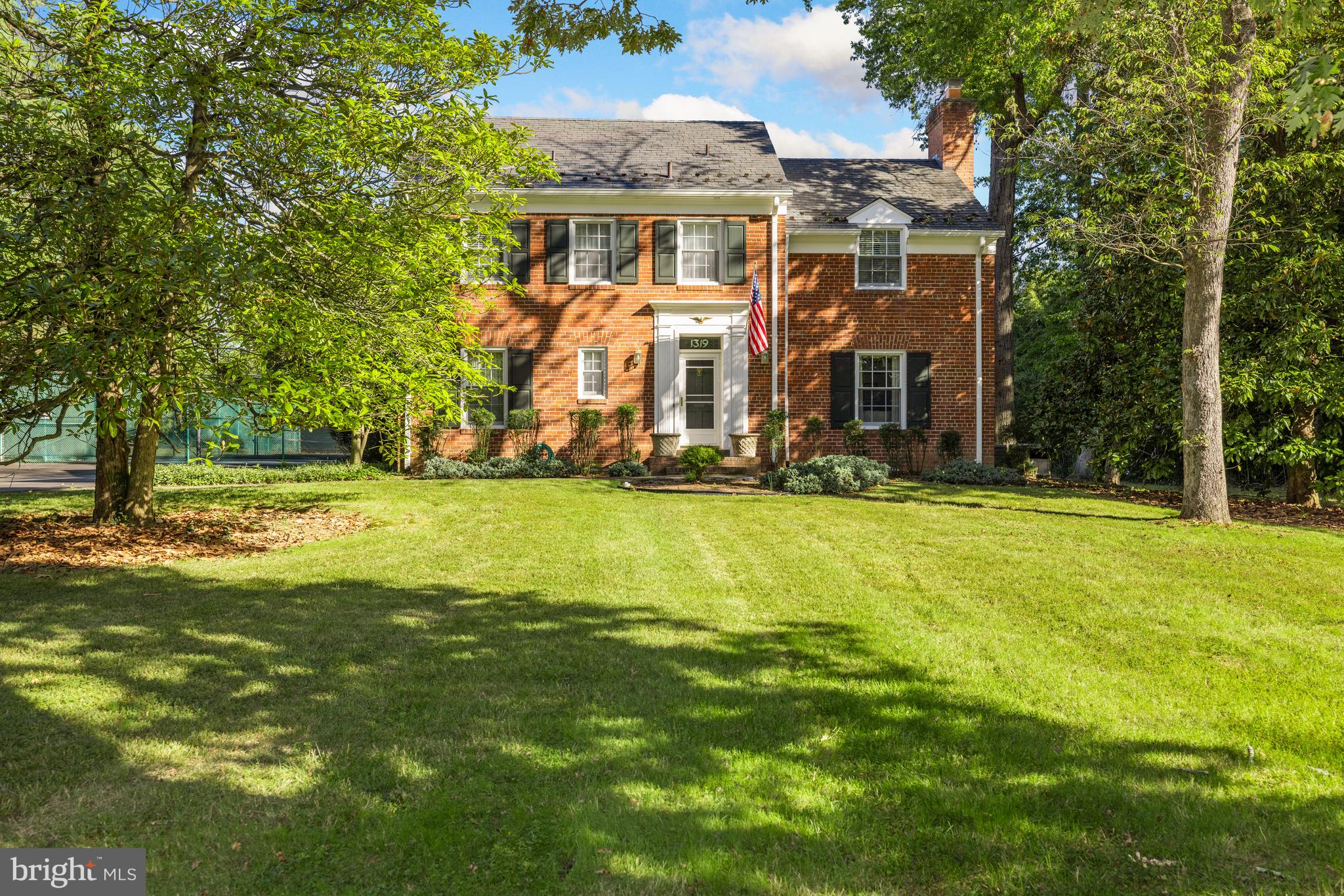 CHAPEL HILL - Residential