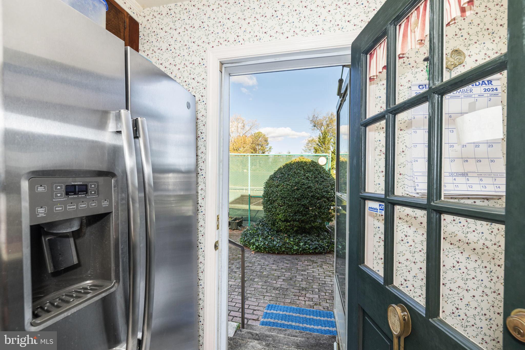 CHAPEL HILL - Residential