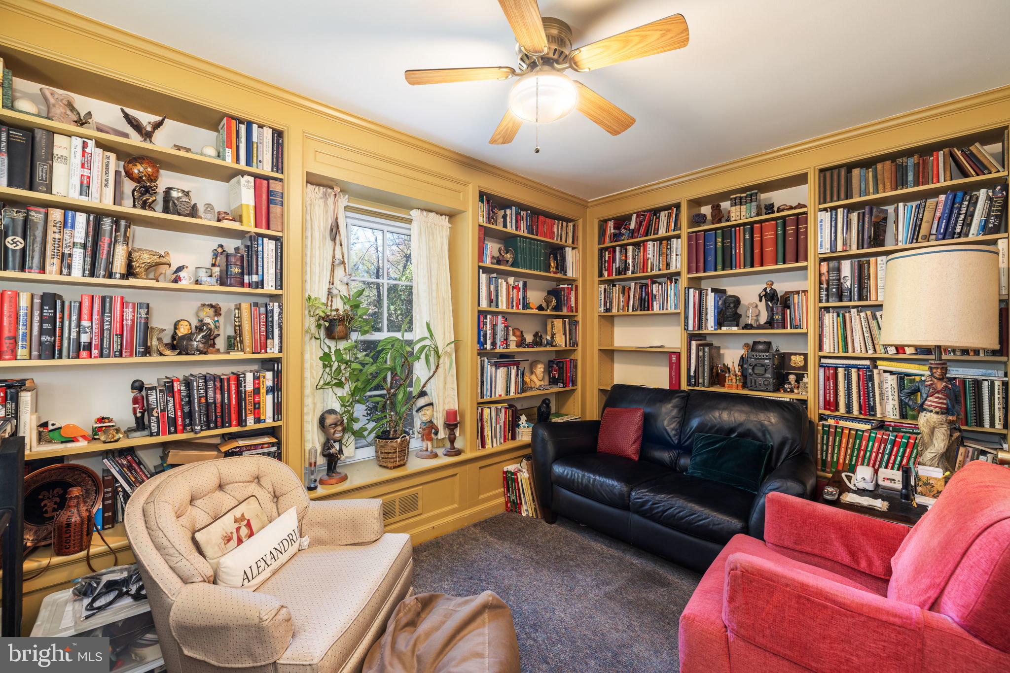 CHAPEL HILL - Residential