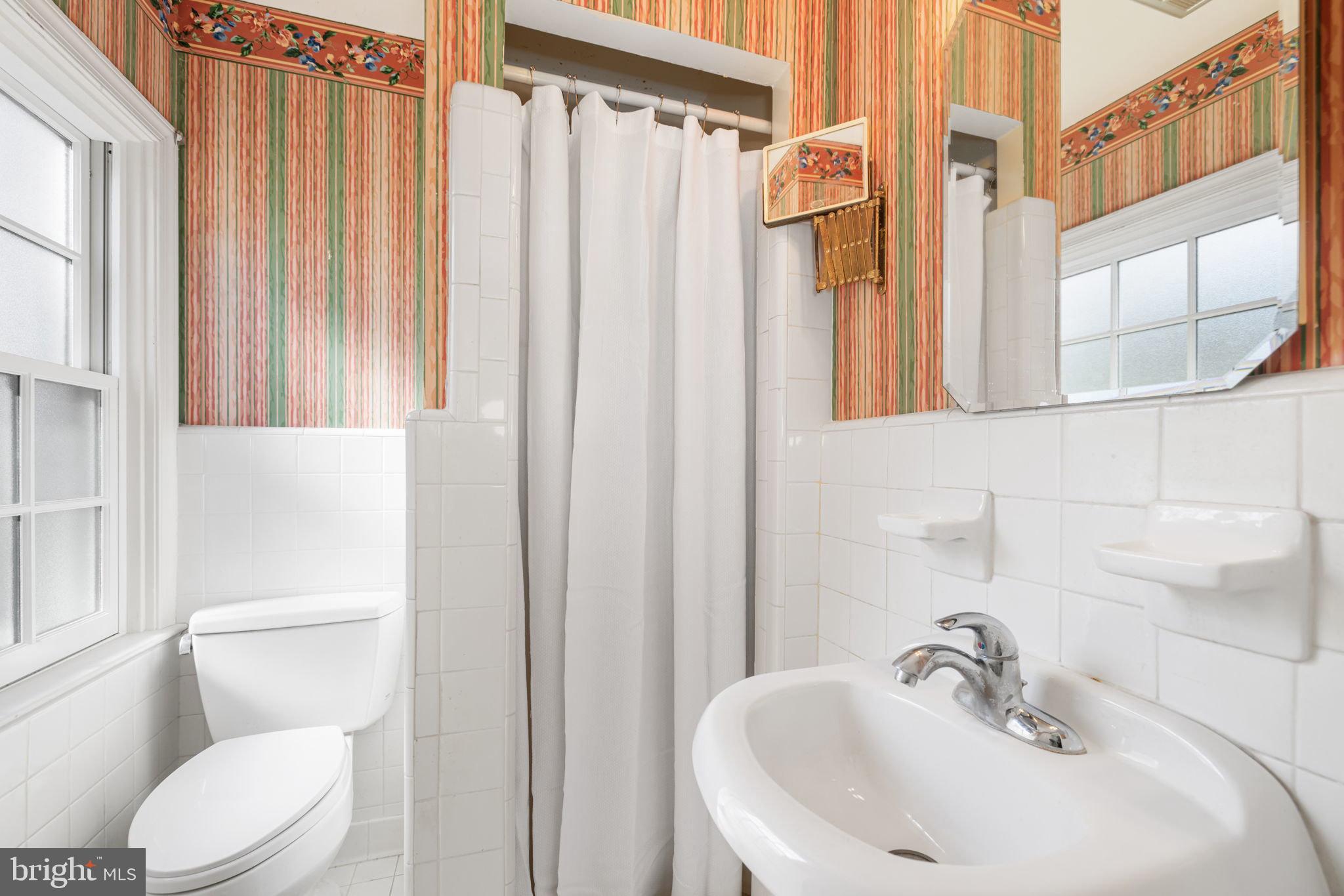 CHAPEL HILL - Residential