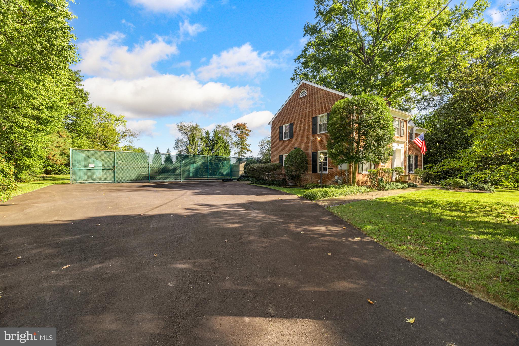 CHAPEL HILL - Residential