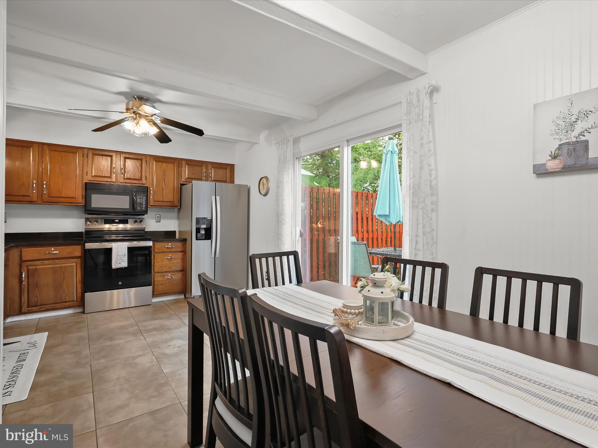 HUNTERS RUN - Residential