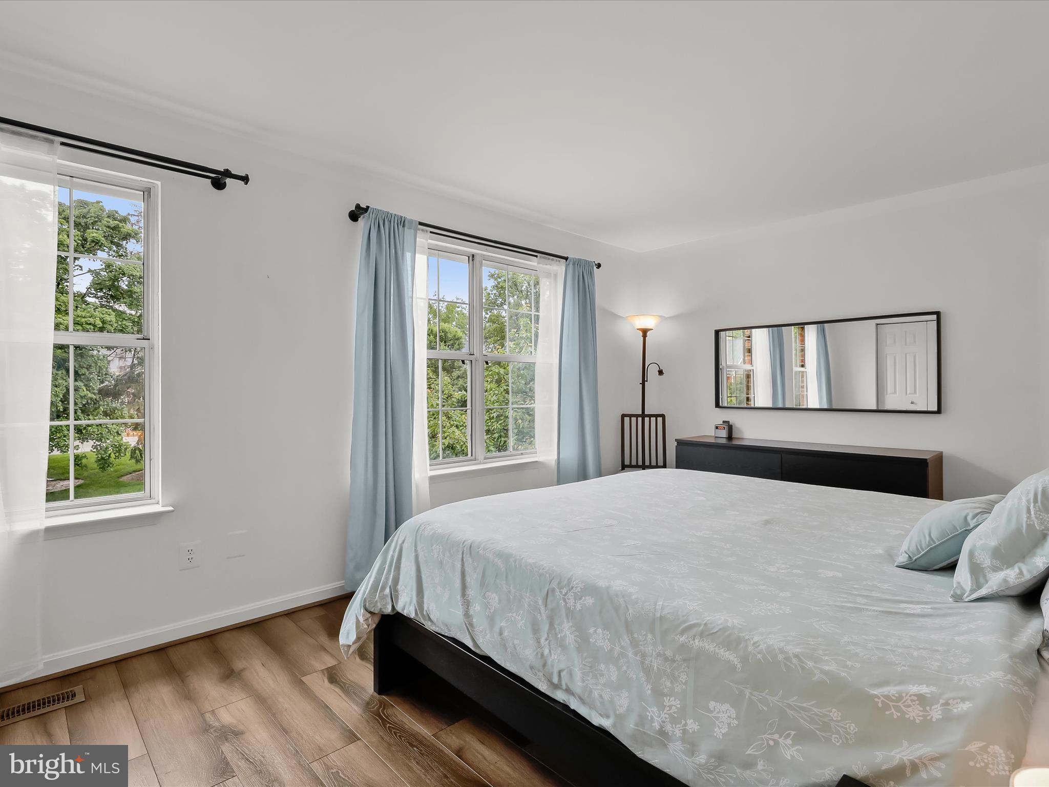 HUNTERS RUN - Residential