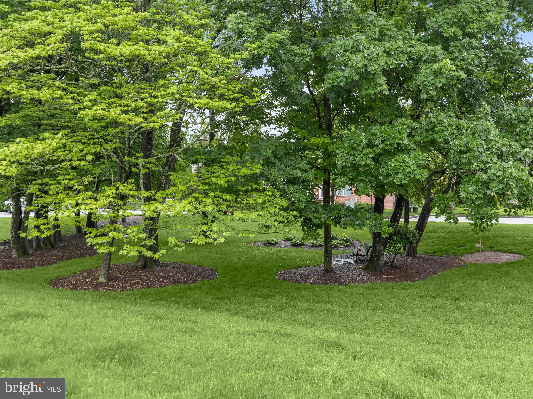 HUNTERS RUN - Residential