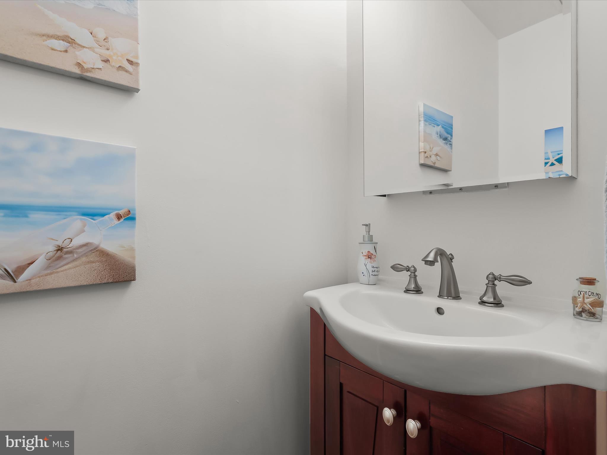 HUNTERS RUN - Residential