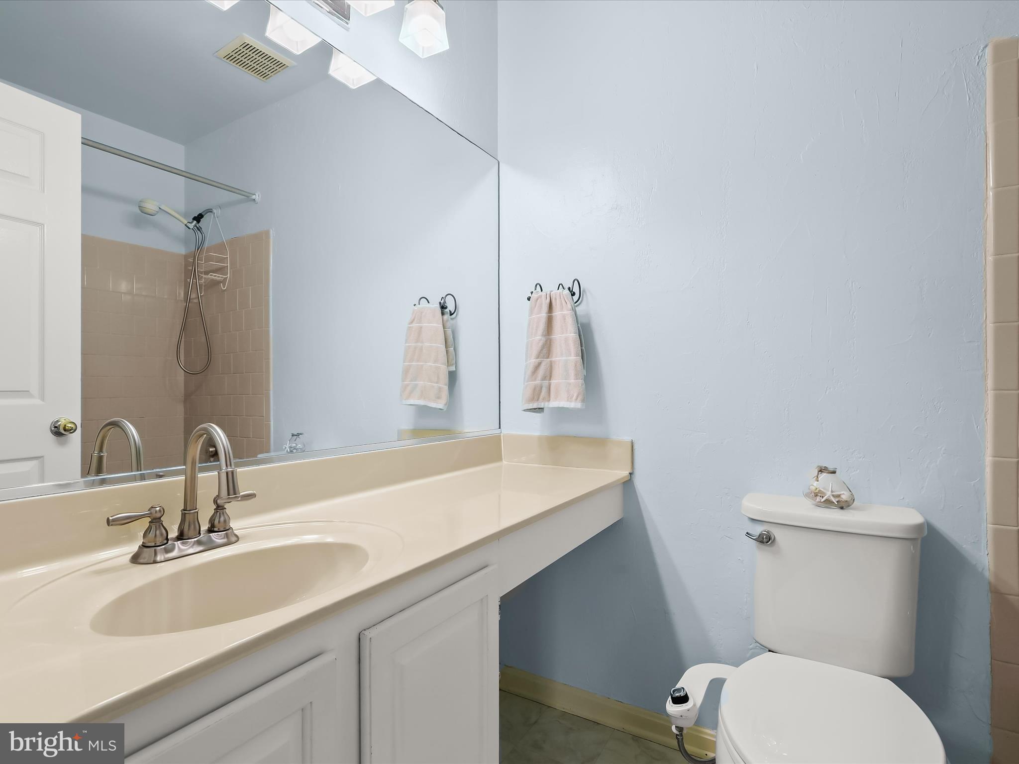 HUNTERS RUN - Residential