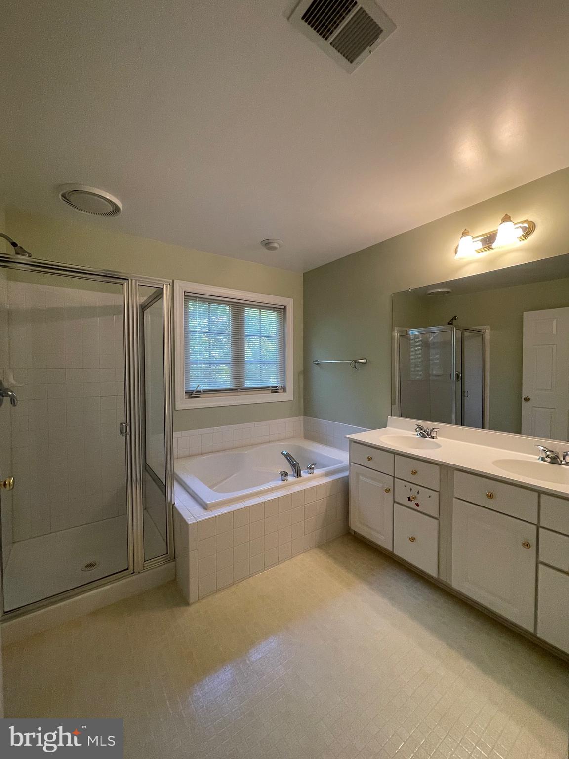 LAUREL CREST - Residential Lease