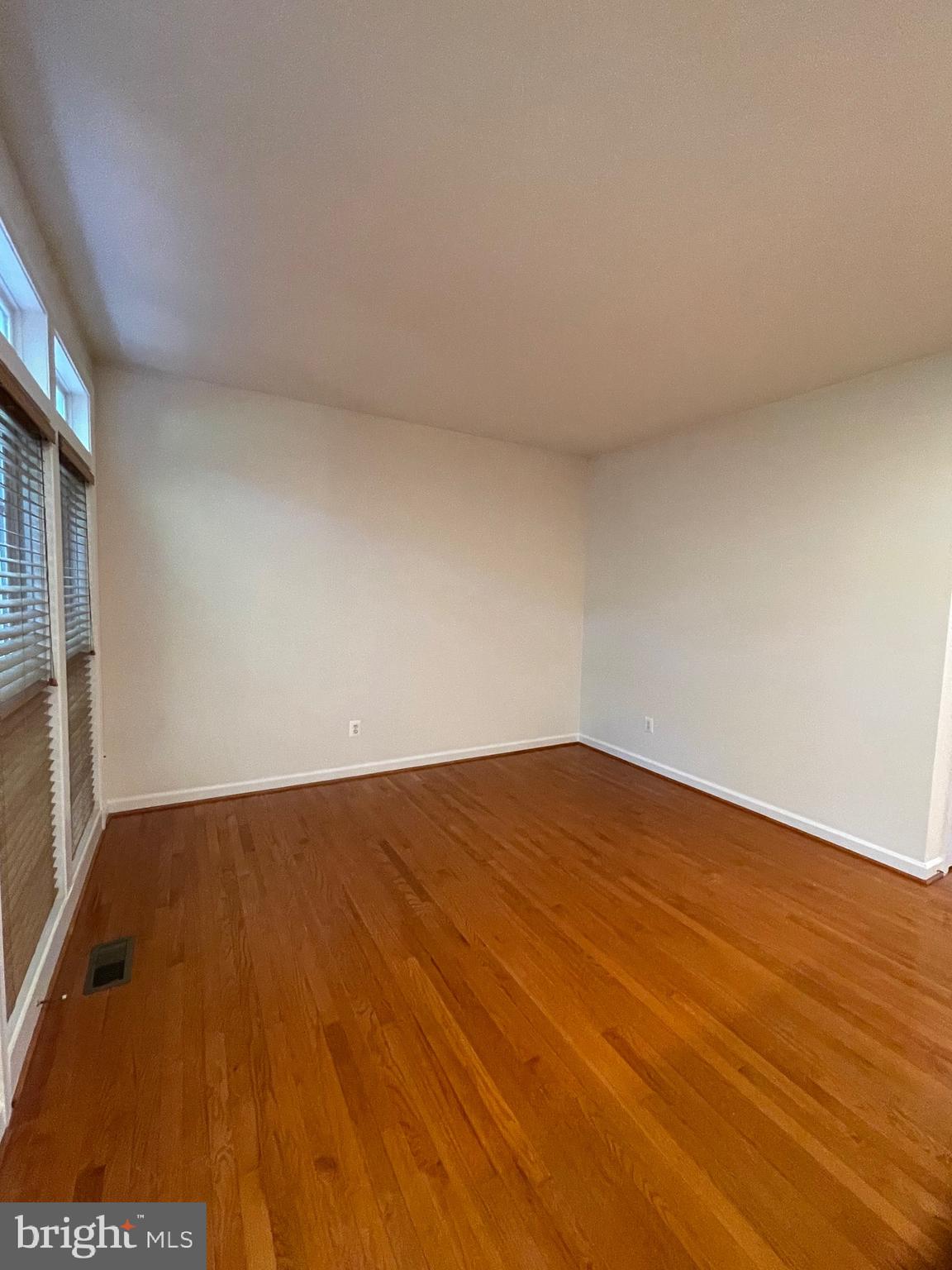 LAUREL CREST - Residential Lease